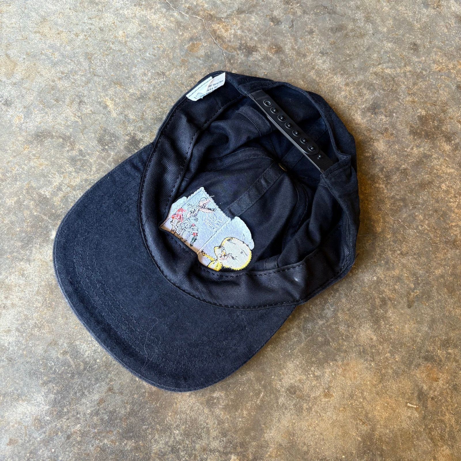 Vintage Cool Vintage Looney Toons Stamp Collection Snapback Size ONE SIZE - 3 Thumbnail