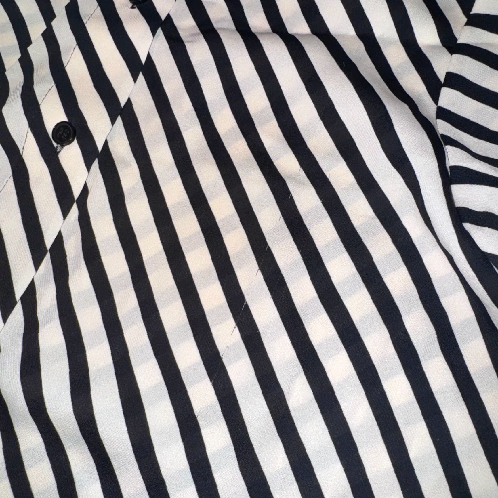 H&M H&M Shirt Women’s Black & White Stripe Button Down Long Sleeve XS Button-Up Casual Workwear Travel Spring Fall Winter Size XS / US 0-2 / IT 36-38 - 3 Thumbnail