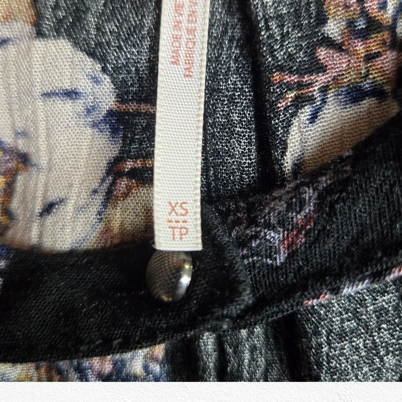 Free People Free People Black Floral Trapeze Tunic Swing Blouse Size XS Size XS / US 0-2 / IT 36-38 - 11 Thumbnail