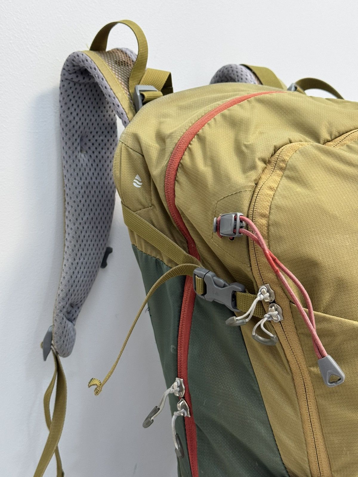 Other Deuter FUTURA 24 (Futura 24) Green Outdoor Size ONE SIZE - 8 Thumbnail