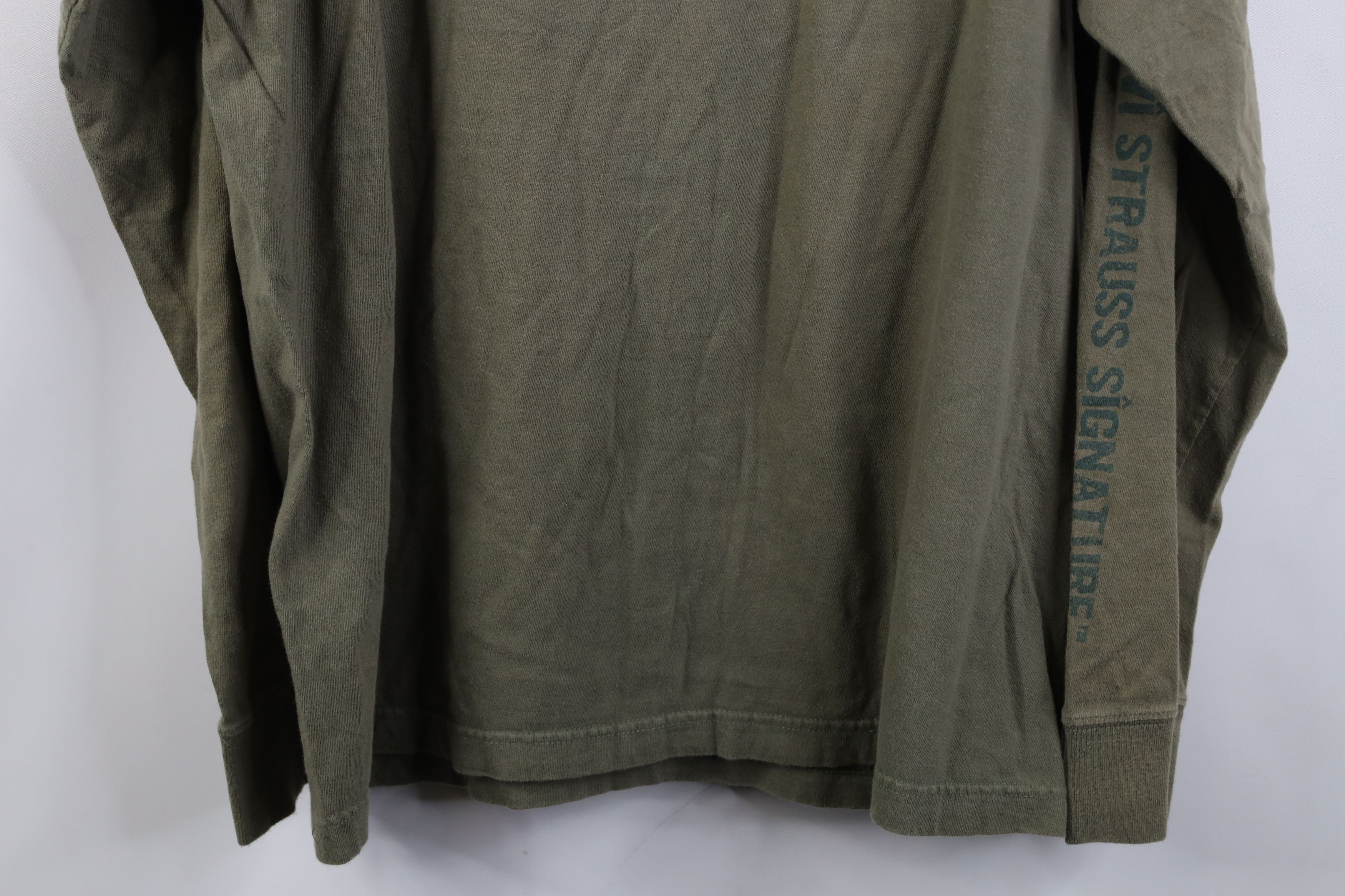 Levi's Vintage Y2K 2003 Levis Metal Guitar Long Sleeve T-Shirt Size US L / EU 52-54 / 3 - 12 Thumbnail