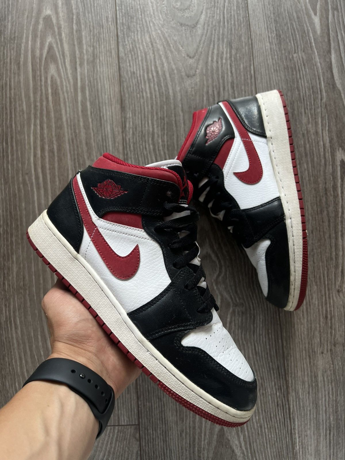 Nike Nike Air Jordan 1 Retro White Gym Mid GS Black/Red Y2K 7 Size US 7.5 / EU 40-41 - 6 Thumbnail