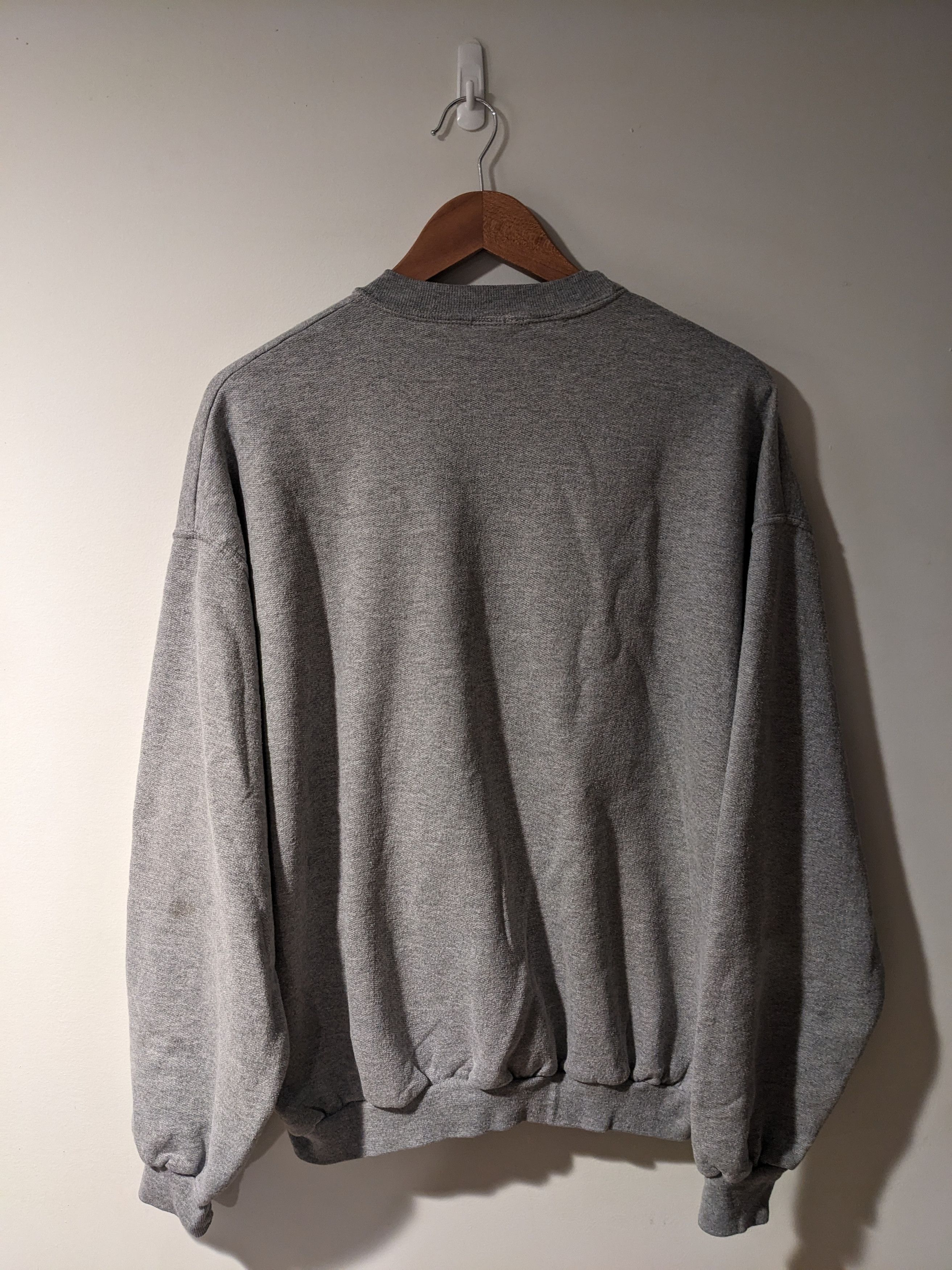 Disney × Vintage Vintage 90s Disney Store Exclusive Mickey Sweatshirt Size US L / EU 52-54 / 3 - 5 Thumbnail