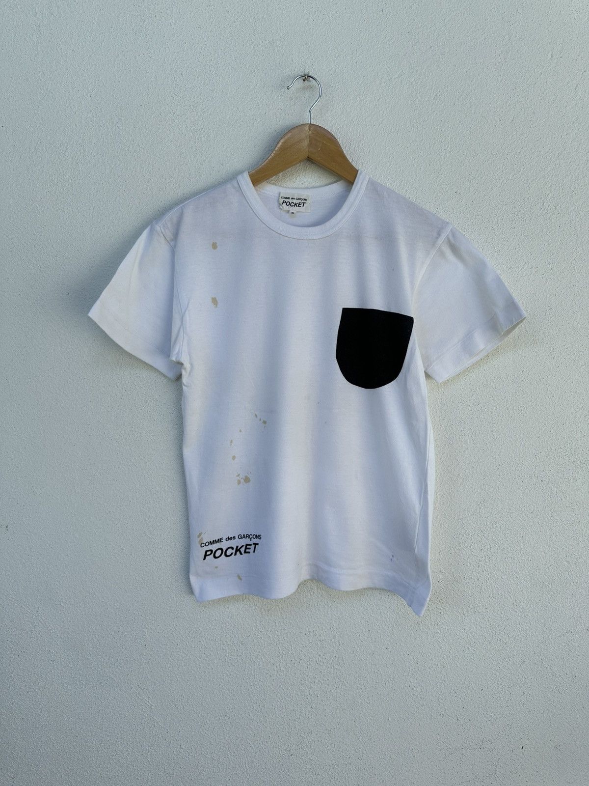 CDG by Comme des Garcons × Comme des Garcons × Junya Watanabe 2012 Comme Des Garcon Pocket Print T Shirt Size US S / EU 44-46 / 1 - 1 Thumbnail