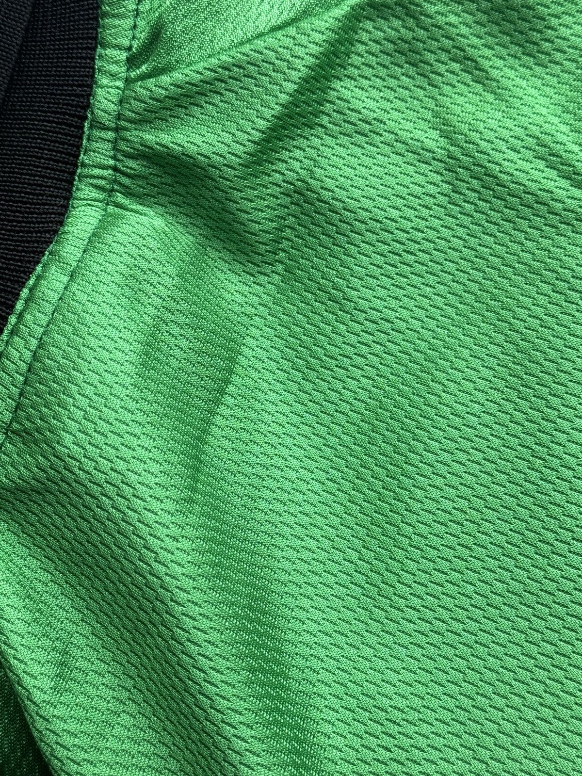 Other Portsmouth 00/02 Goalkeeper Football Jersey Size US XL / EU 56 / 4 - 7 Thumbnail