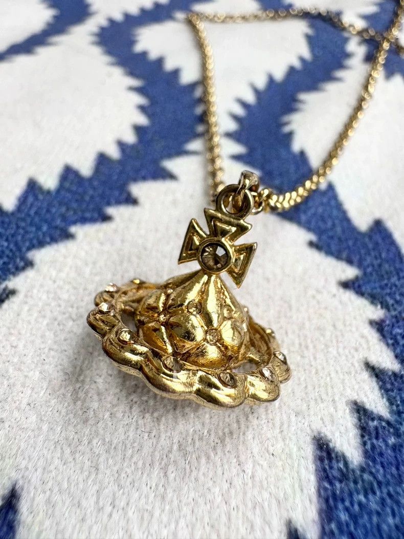 Vivienne Westwood Vintage Gold Diamond-Embossed Orb Earth