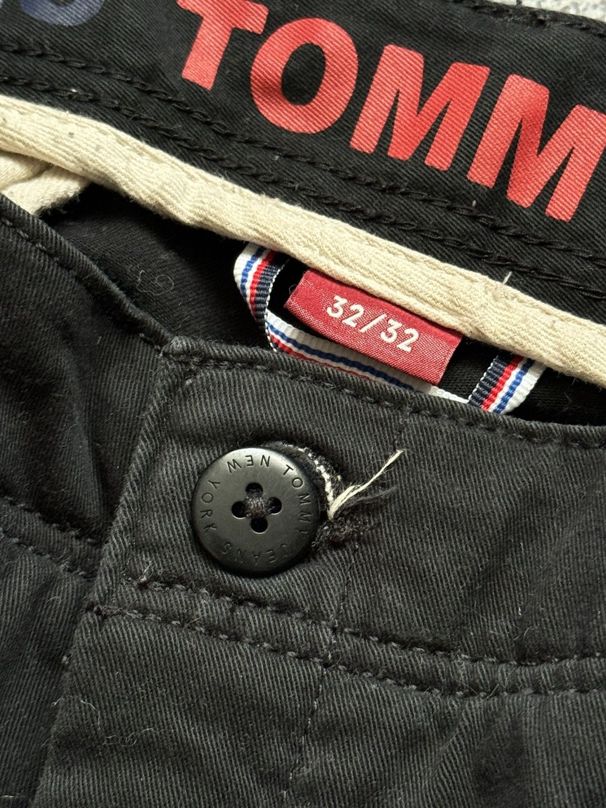 Designer × Tommy Hilfiger Tommy Hilfiger 32/32 basic ferry chino trouser pant trouser Size US 32 / EU 48 - 6 Thumbnail