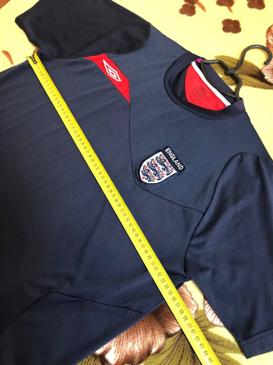 Umbro ENGLAND TRAINING SHIRT FOOTBALL SOCCER JERSEY UMBRO MENS Size US L / EU 52-54 / 3 - 7 Thumbnail