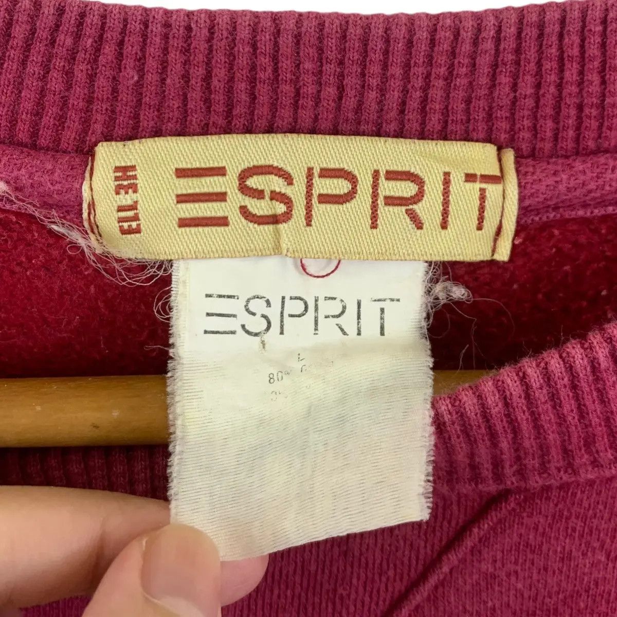 Esprit Vintage ESPRIT Embroidered Rainbow Logo Baggy Sweatshirt Size L / US 10 / IT 46 - 3 Thumbnail