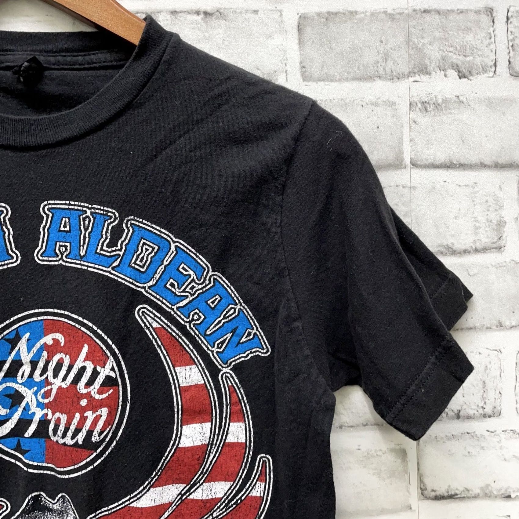 Tultex Jason Aldean Band Tee black 100% cotton graphic Tee Mens Size S Size US S / EU 44-46 / 1 - 2 Thumbnail