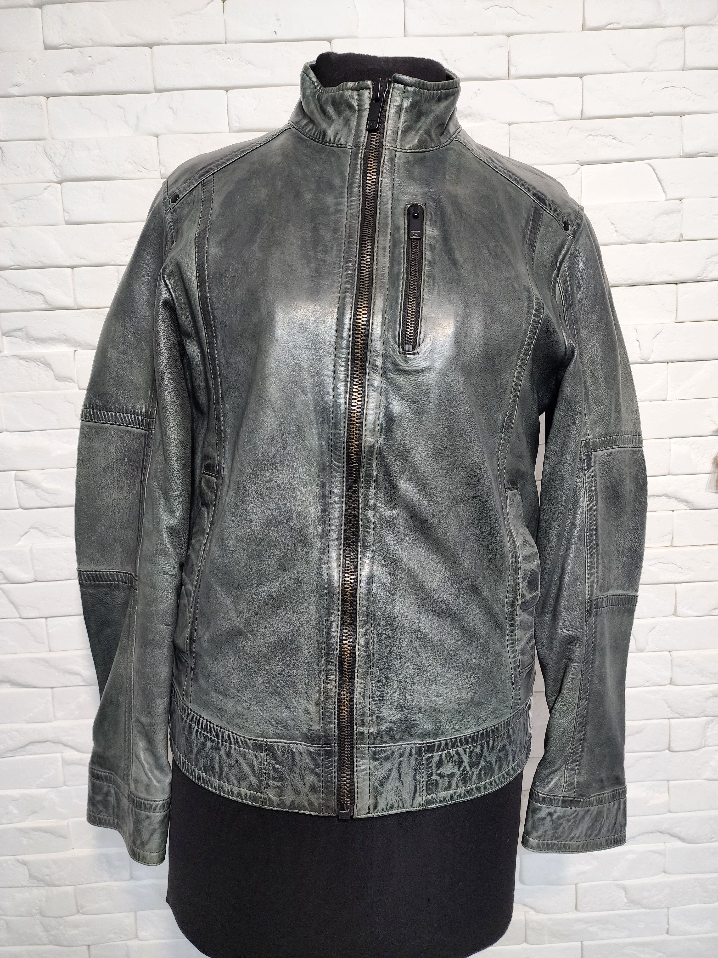 Uniqlo Gray Leather Jacket: Men's Sporty Moto Style Size US M / EU 48-50 / 2 - 1 Thumbnail