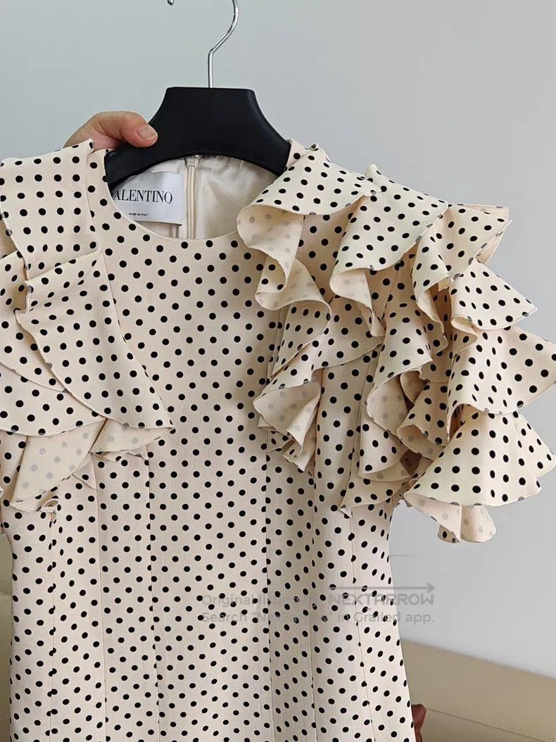 Valentino Valentino Beige polka dot short sleeve ruffled lace cascad Size S / US 4 / IT 40 - 3 Thumbnail