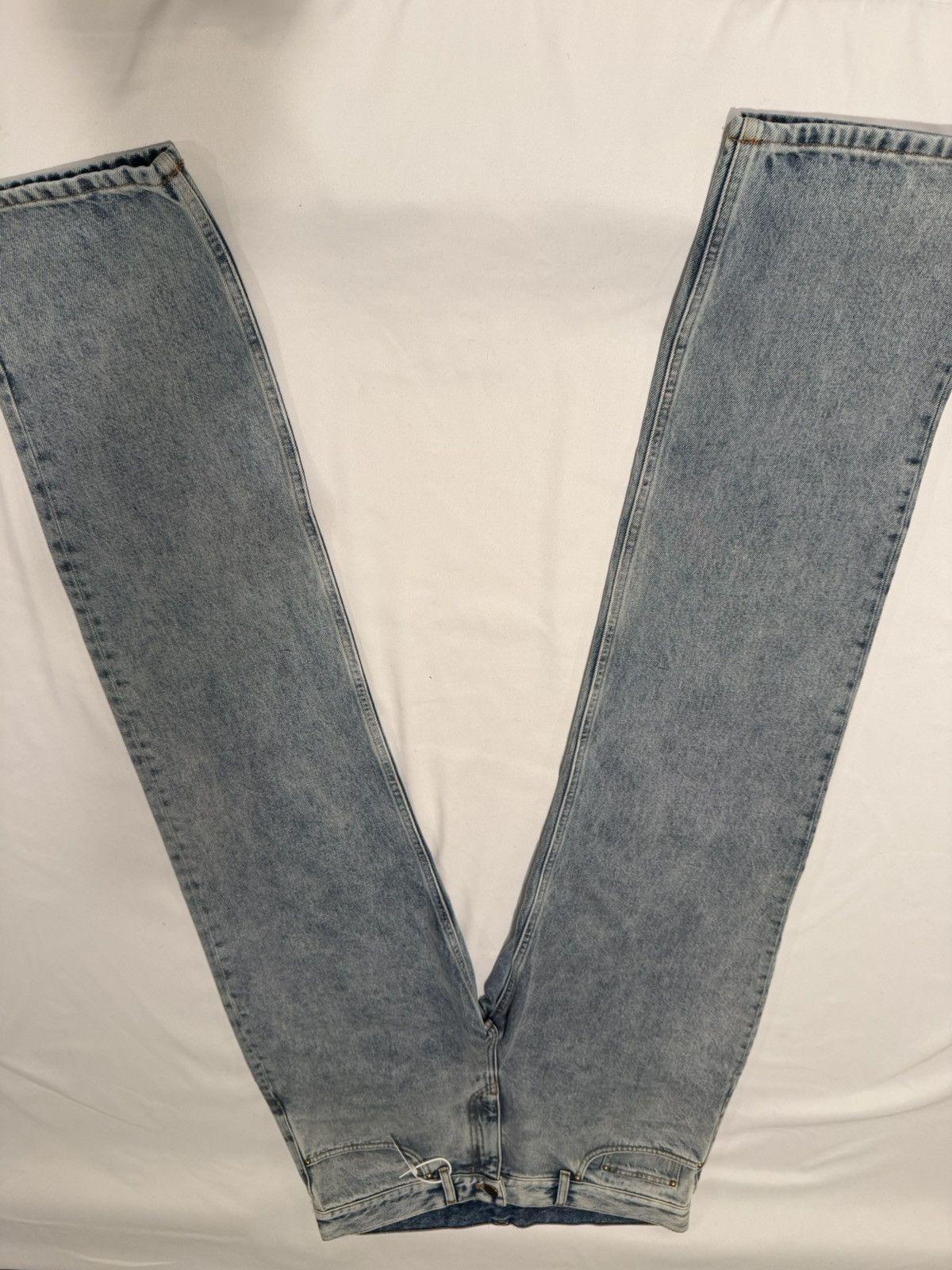 Louis Vuitton Louis vuitton mens jeans. 34. $1190 Size US 34 / EU 50 - 1 Thumbnail