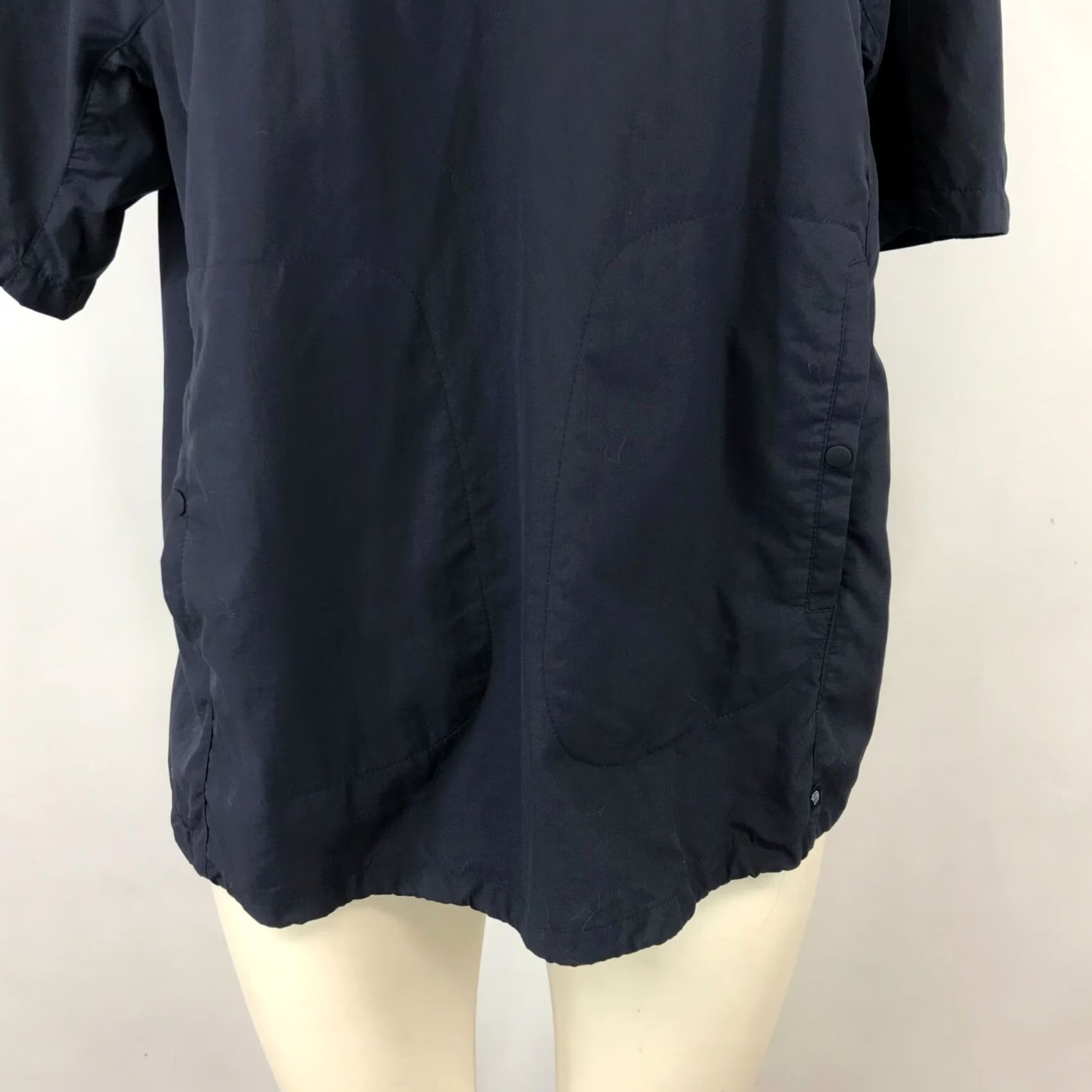 Mountain Hardwear MOUNTAIN HARDWEAR Women L Navy Short Sleeve 1/4 Zip Nylon Pull-Over Top Size L / US 10 / IT 46 - 3 Thumbnail