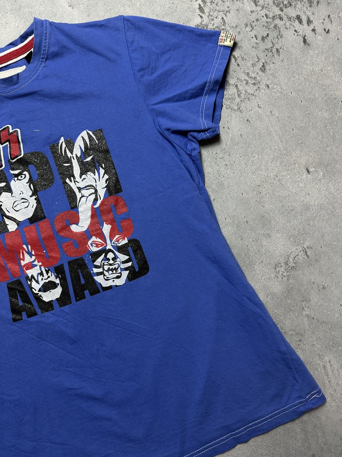 Band Tees Vintage Kiss Big Graphic Logo Sex and Fun Rare Tee y2k 00s Size L / US 10 / IT 46 - 3 Thumbnail