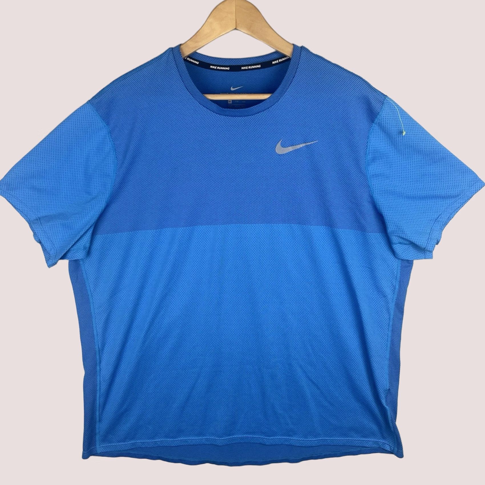 Nike Nike Shirt Mens 2XL Running Zonal Cooling Blue Relay 833580-435 Jogging Size US XXL / EU 58 / 5 - 1 Thumbnail