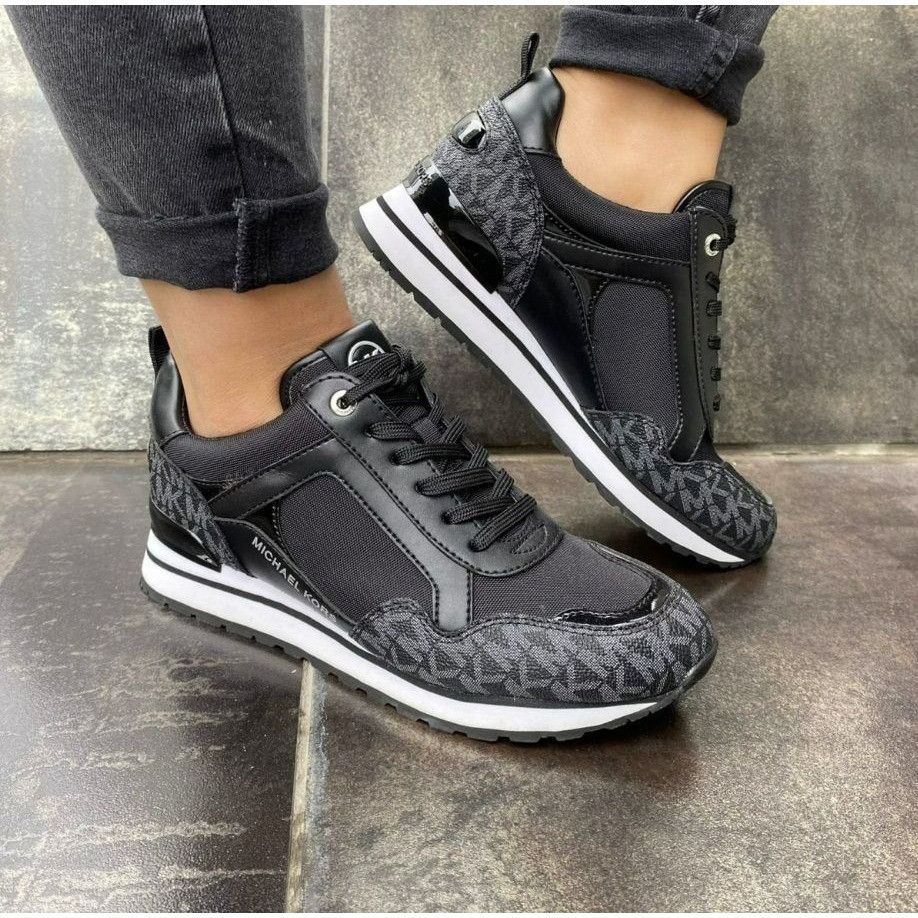 ✨MICHAEL KORS Wilma Trainer Sz Womens shoes Black Casual