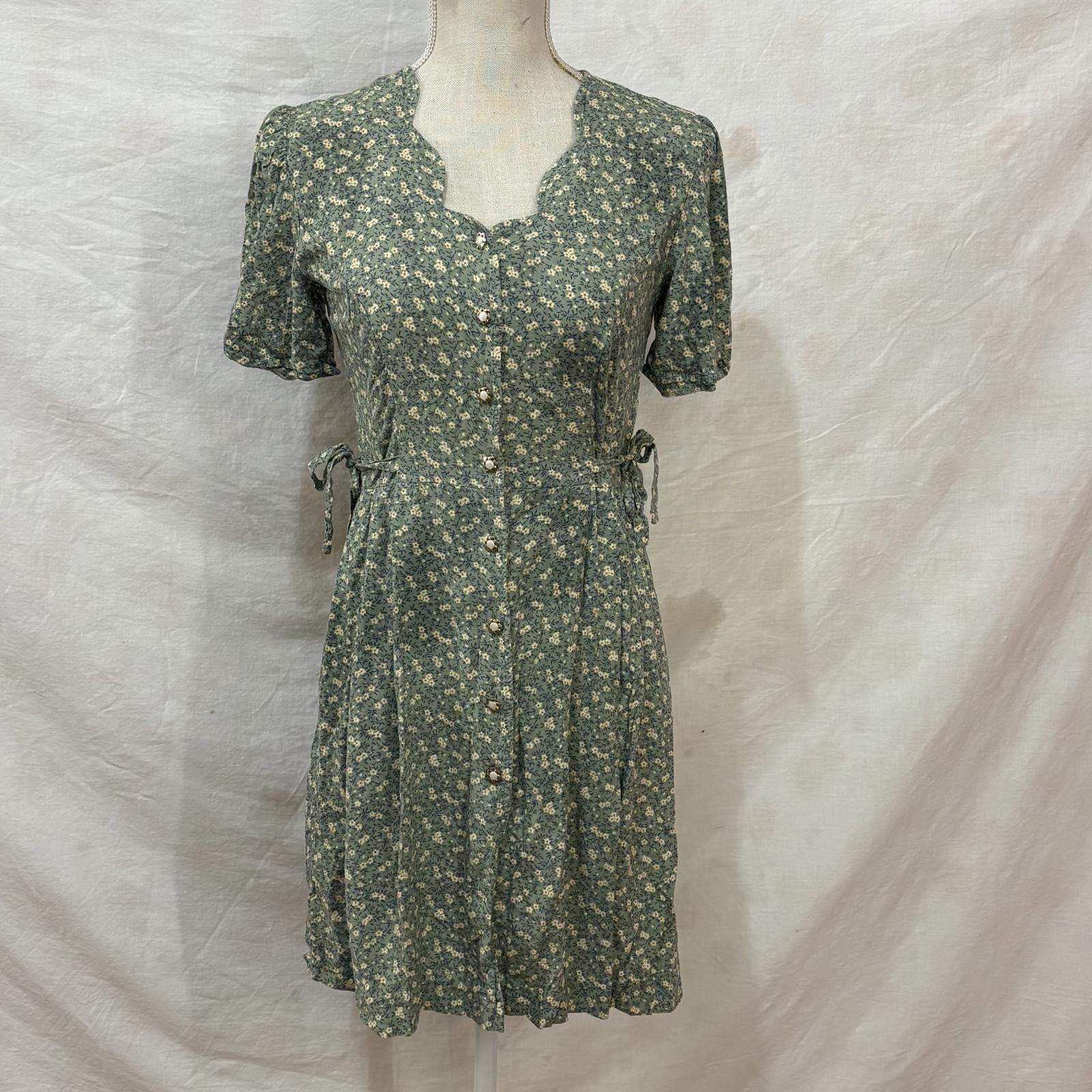 Other Vtg 90s Kathie Lee dainty floral scalloped mini dress sz 4 Size S / US 4 / IT 40 - 1 Thumbnail