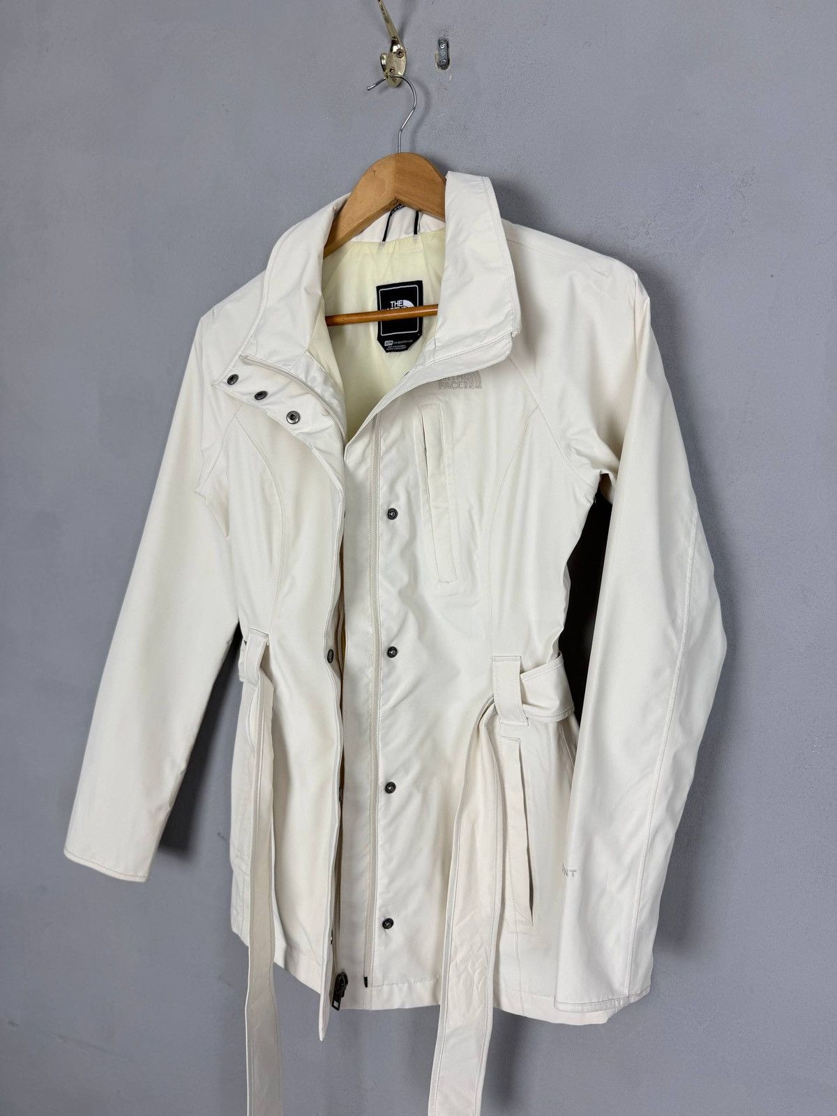 The North Face The North Face HyVent Belted Jacket WomensXS Waterproof Coat Size XS / US 0-2 / IT 36-38 - 7 Thumbnail