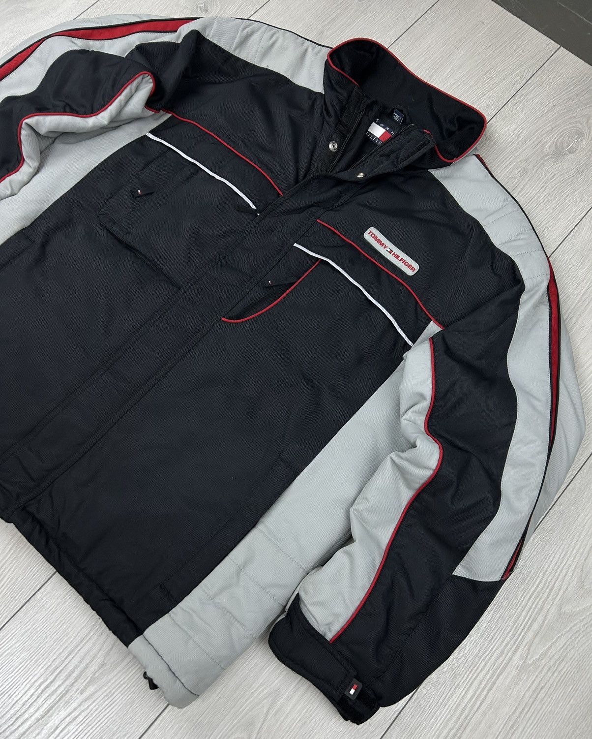 Tommy Hilfiger × Vintage Tommy Hilfiger Vintage Winter Jacket Grey Size XL Size US XL / EU 56 / 4 - 2 Thumbnail