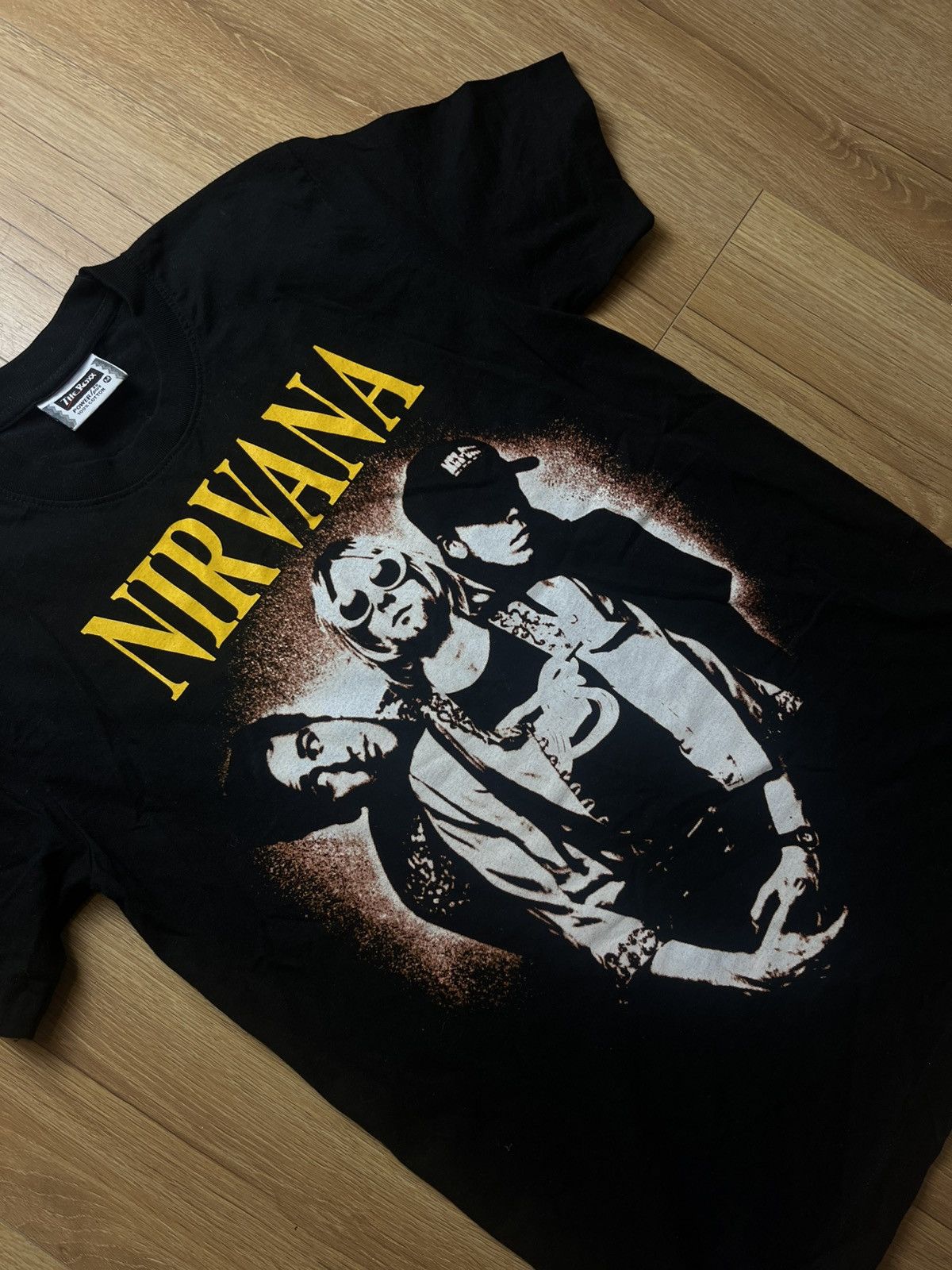 Nirvana × Vintage Vintage 90’s Nirvana Band T-shirt The Roxx Single stich Size US M / EU 48-50 / 2 - 2 Thumbnail
