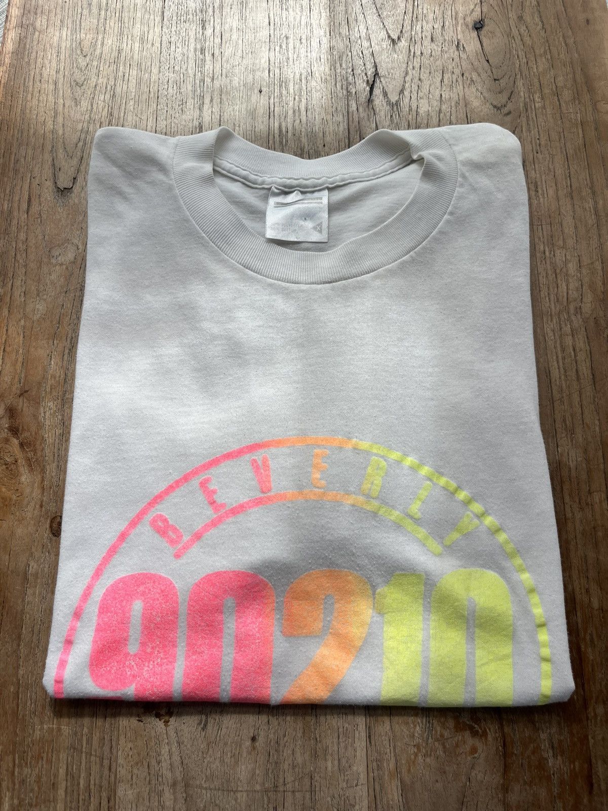 Vintage BEVERLY HILLS 90210 Box logo TV. Series 90’s Tshirt