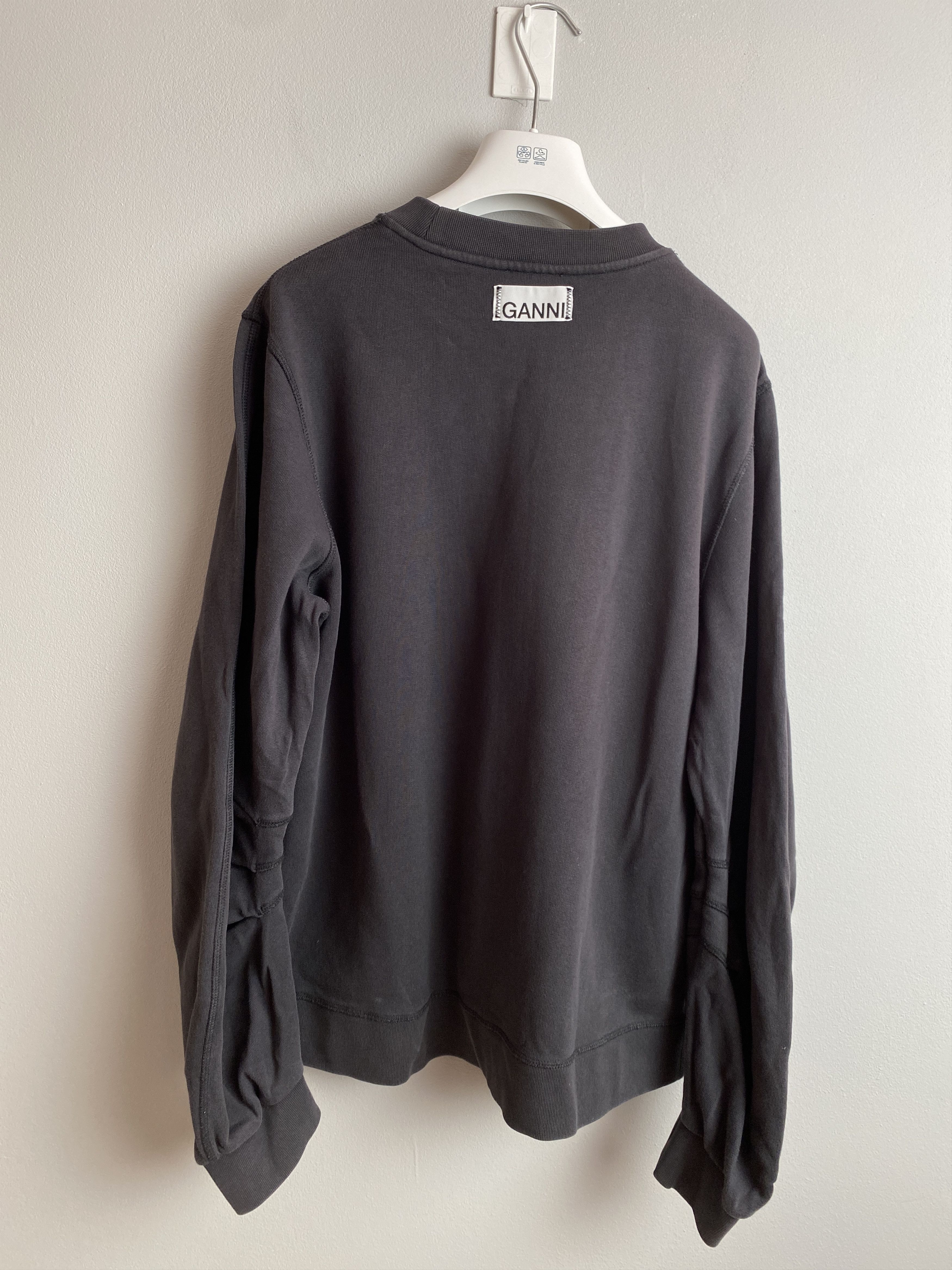 Ganni Ganni small back logo sweatshirt crewneck Size M / US 6-8 / IT 42-44 - 1 Thumbnail