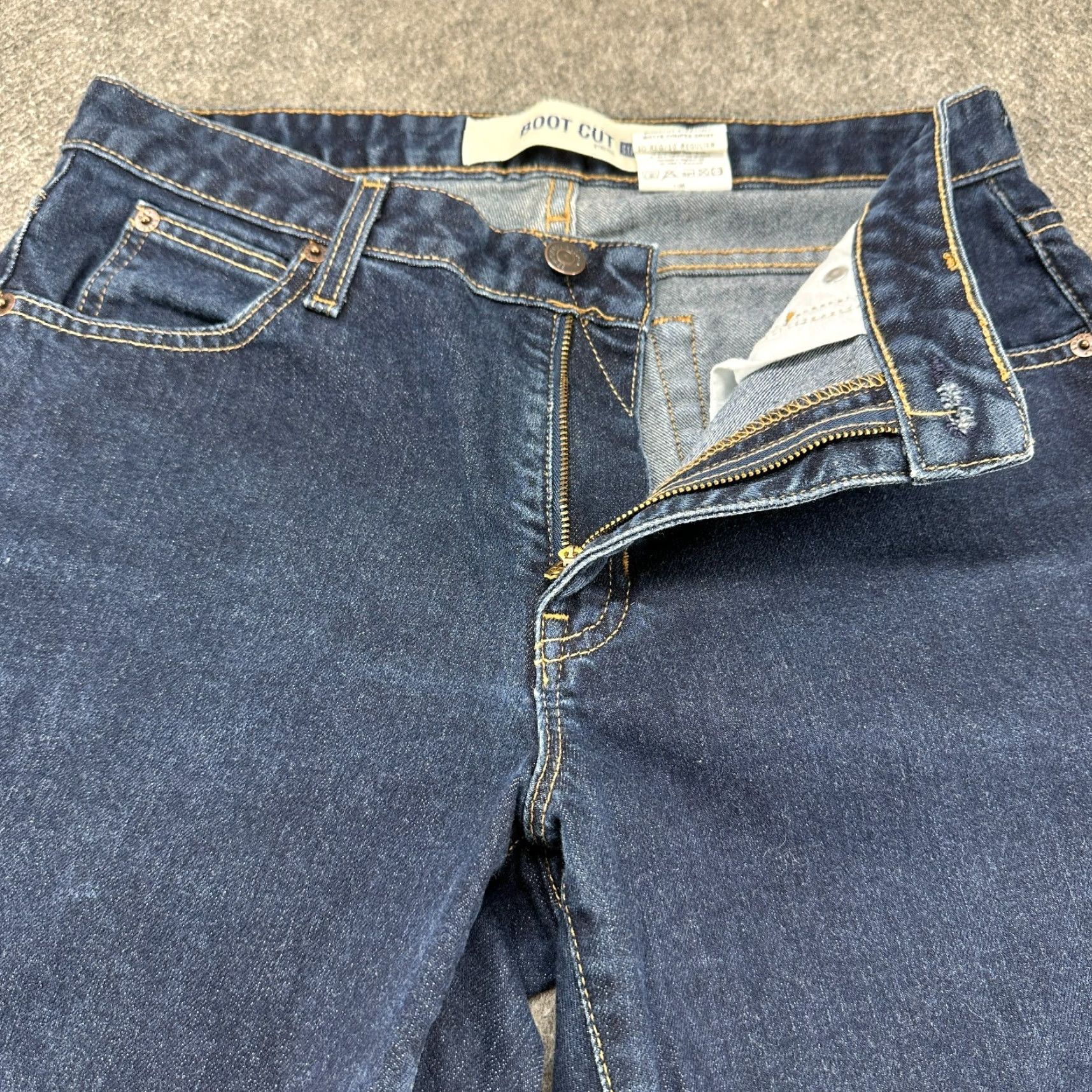 Gap VINTAGE Gap Jeans Womens 10 Blue Bootcut Denim 5-Pocket Slim Stretch Dark Wash Cotton Y2K 90s Cowboys USA Gap 1969 Mens Womens Girls Size 32" / US 10 / IT 46 - 2 Thumbnail
