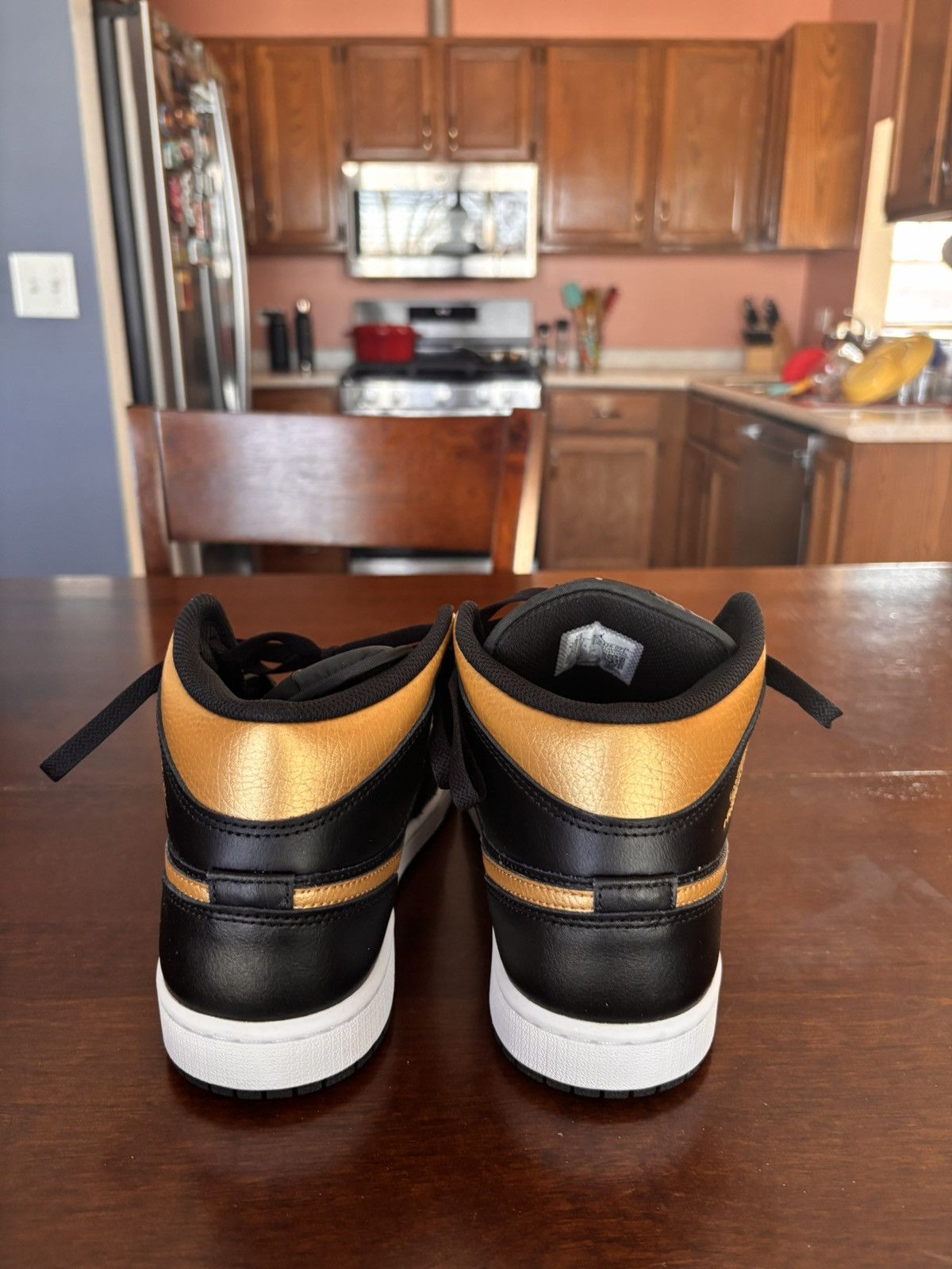 Jordan Brand Jordan 1 Mid Size US 8.5 / EU 41-42 - 5 Thumbnail