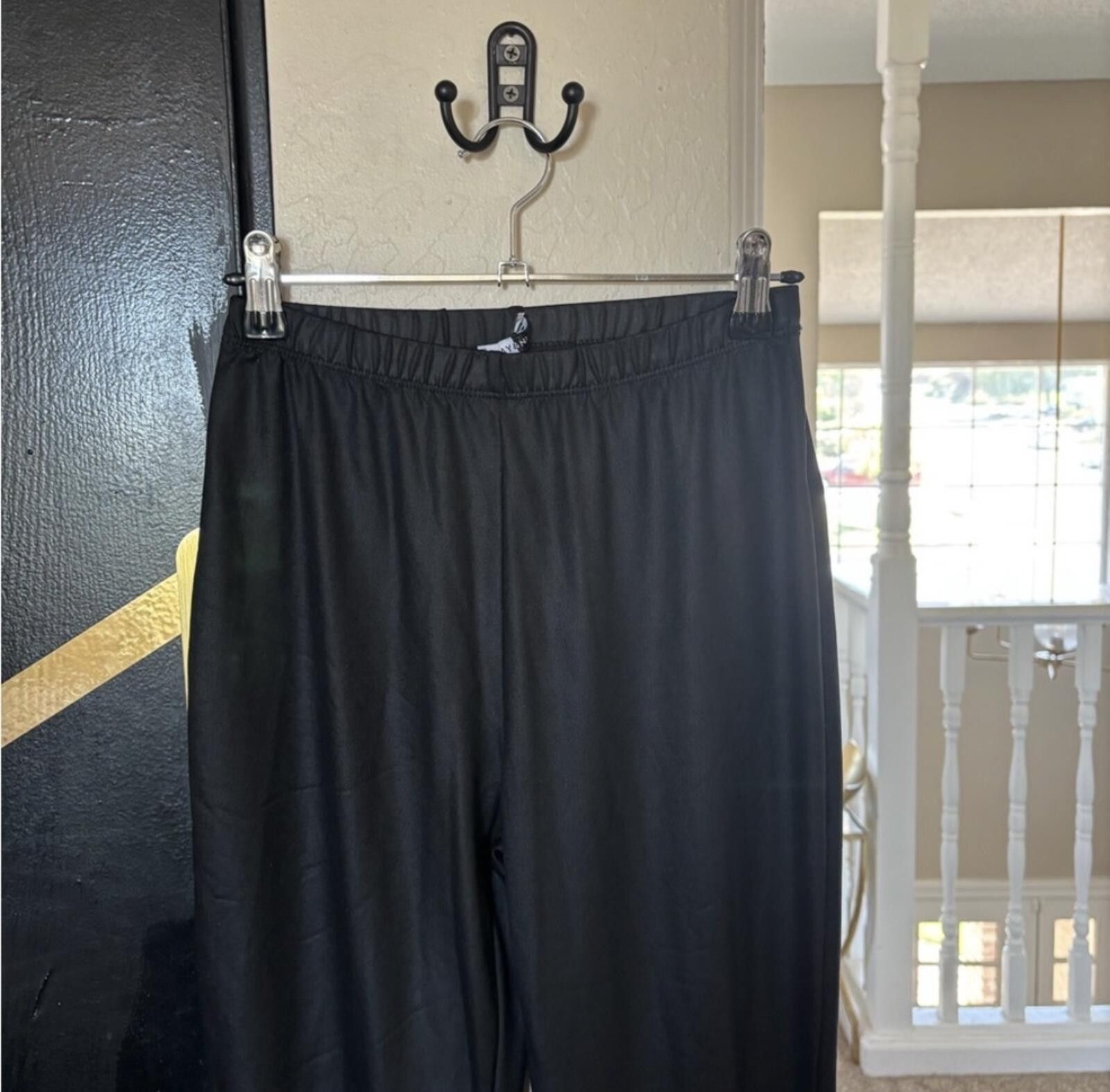 Fashion Nova ( Fashion nova) Day & Night matching leggings Set Size 28" / US 6 / IT 42 - 8 Thumbnail
