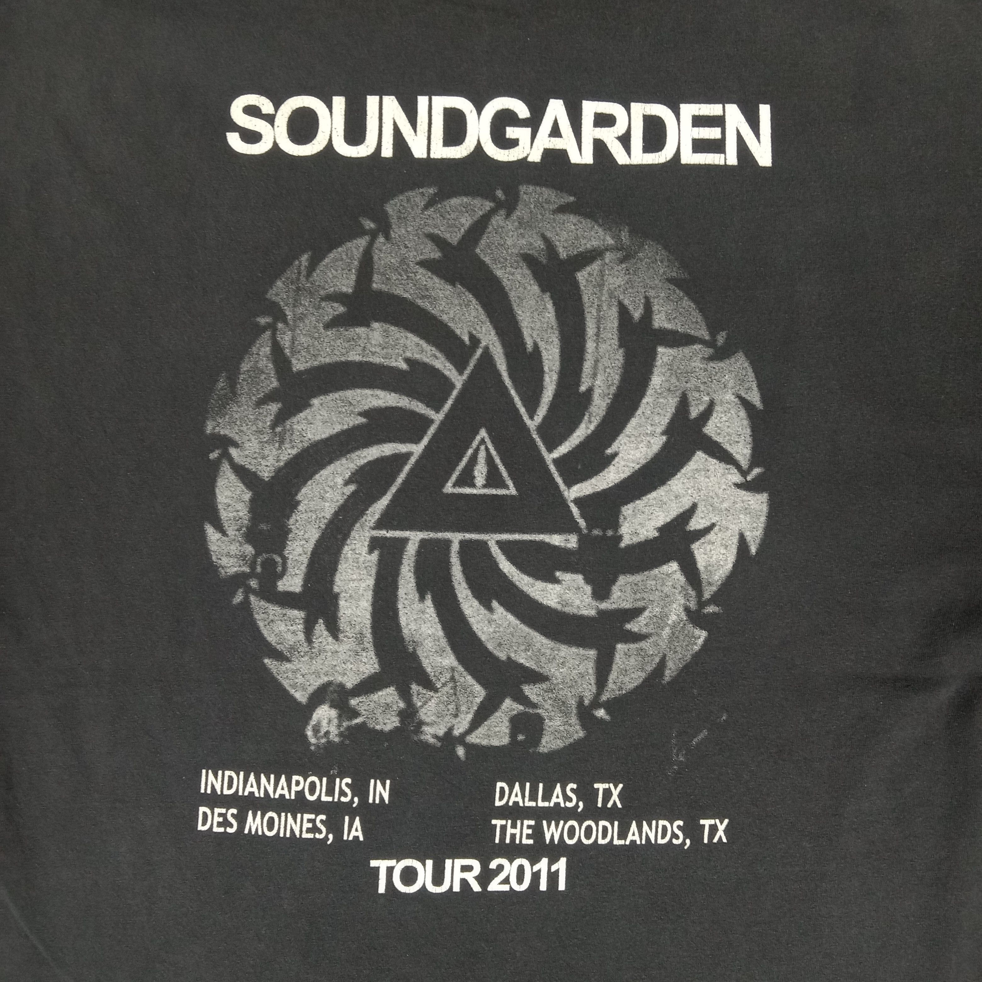Band Tees × Vintage Soundgarden American Rock Band Tour Tshirt Size US M / EU 48-50 / 2 - 5 Thumbnail