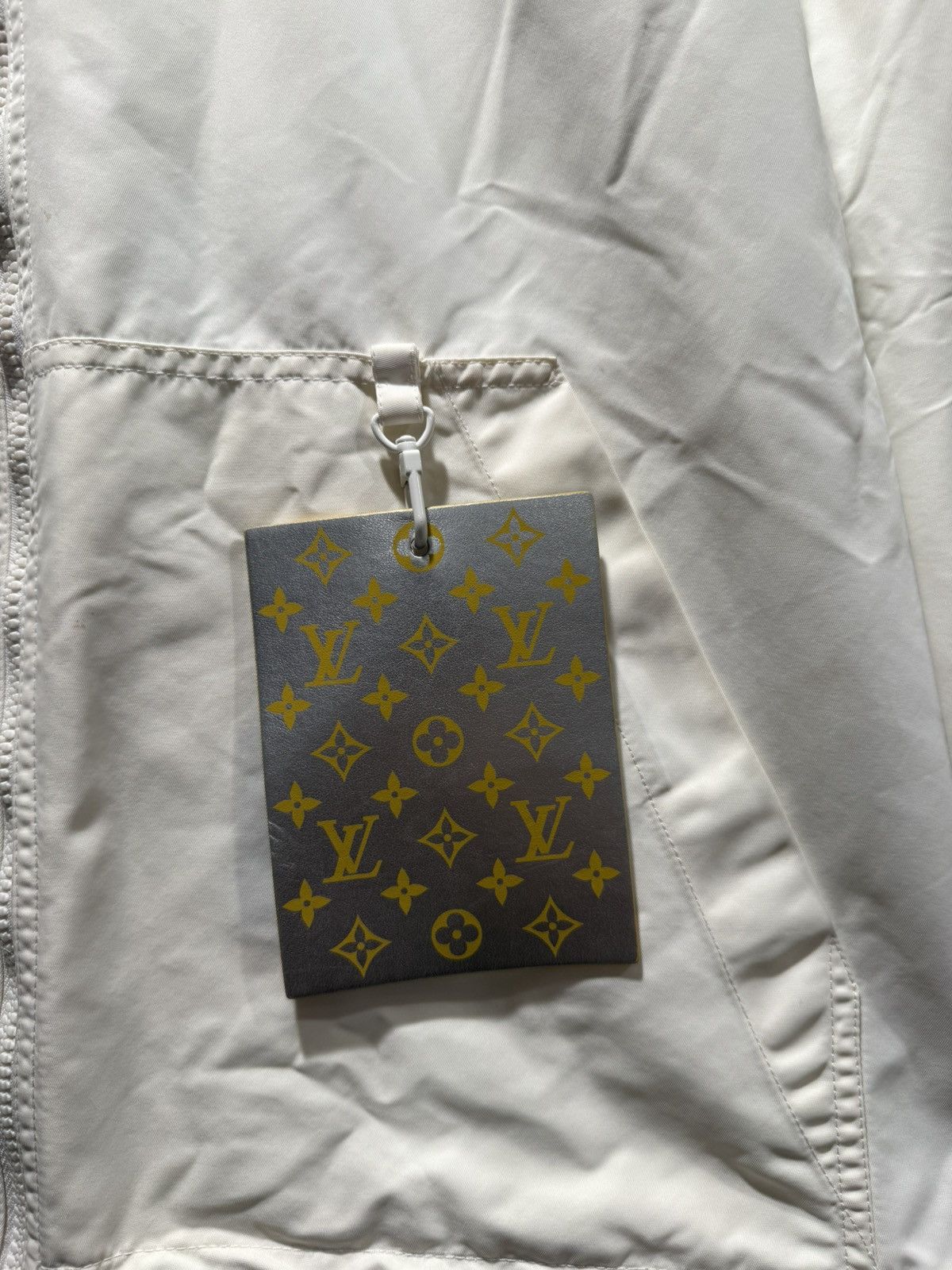 Louis Vuitton Louis Vuitton Staples White Monogram Reversible Windbreaker Size US S / EU 44-46 / 1 - 6 Thumbnail