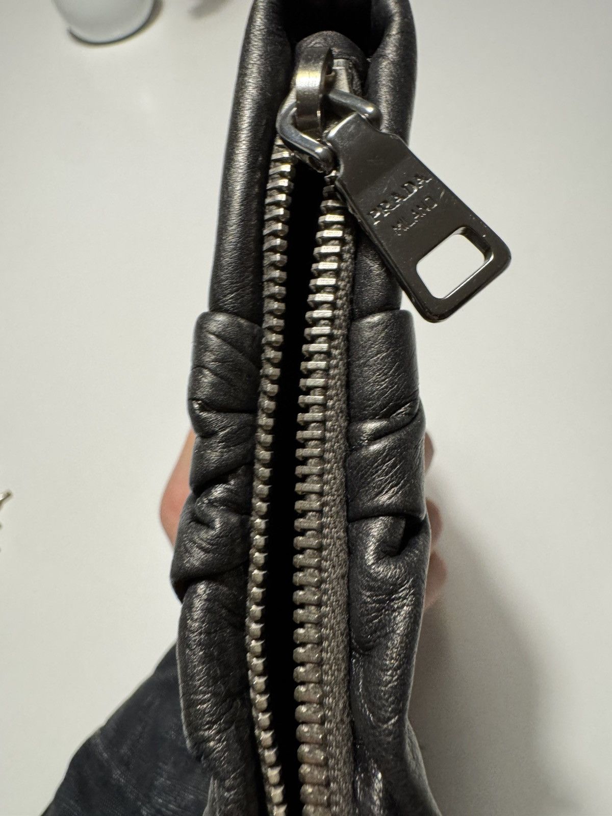 Prada Prada Nappa Gaufre Zip Clutch Black Made in Italy Size ONE SIZE - 5 Thumbnail