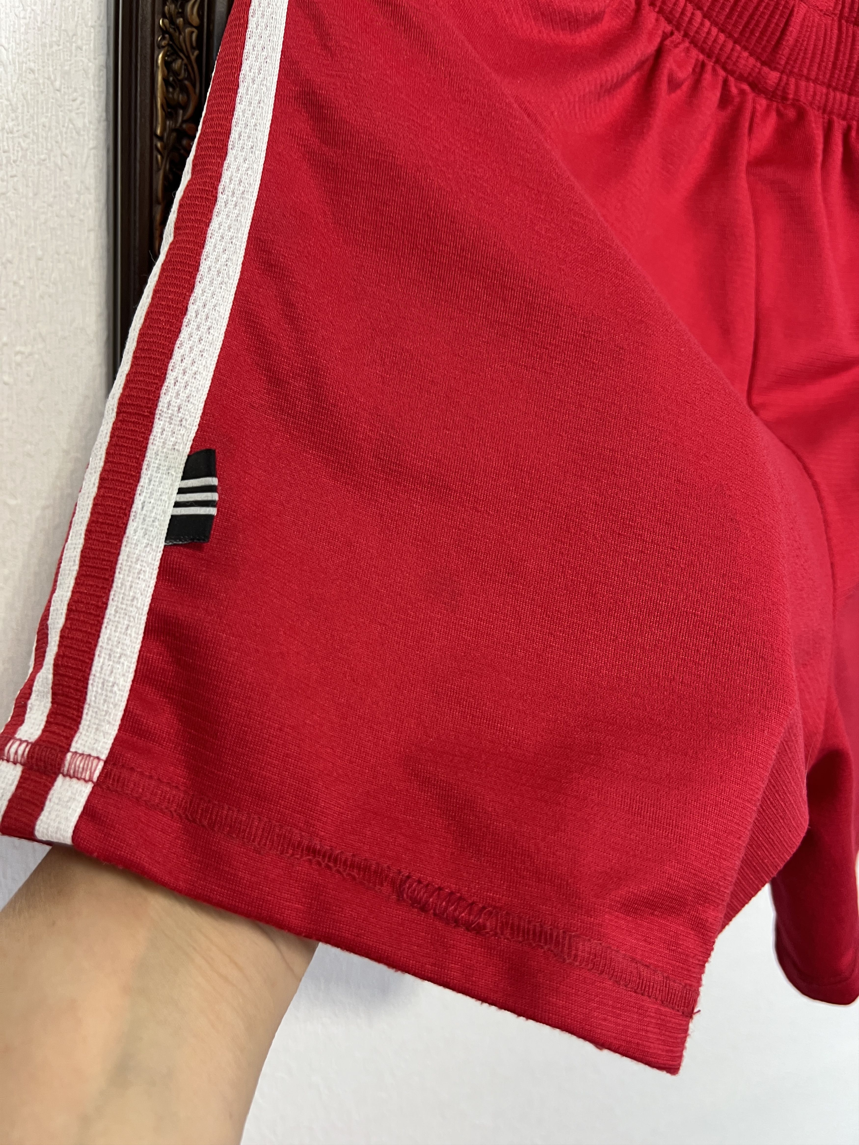 Adidas Vintage 90's Adidas Liverpool Football Shorts Soccer Rare Size US 32 / EU 48 - 11 Thumbnail