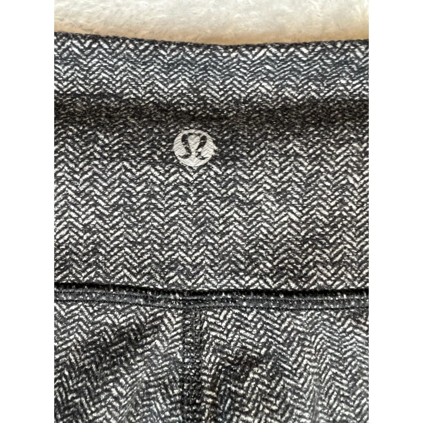 Lululemon Lululemon Leggings Womens Size 8 Charcoal Gray Herringbone Fitness Yoga Align II 25 Size 30" / US 8 / IT 44 - 6 Thumbnail