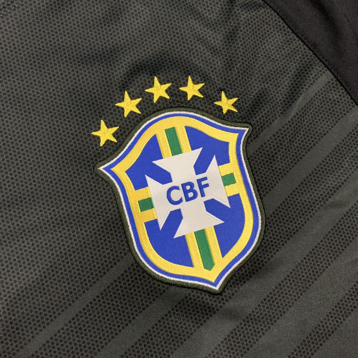 Nike Nike 2014-15 Brazil Pre-Match T Shirt Size XL-2XL Size US XXL / EU 58 / 5 - 5 Thumbnail