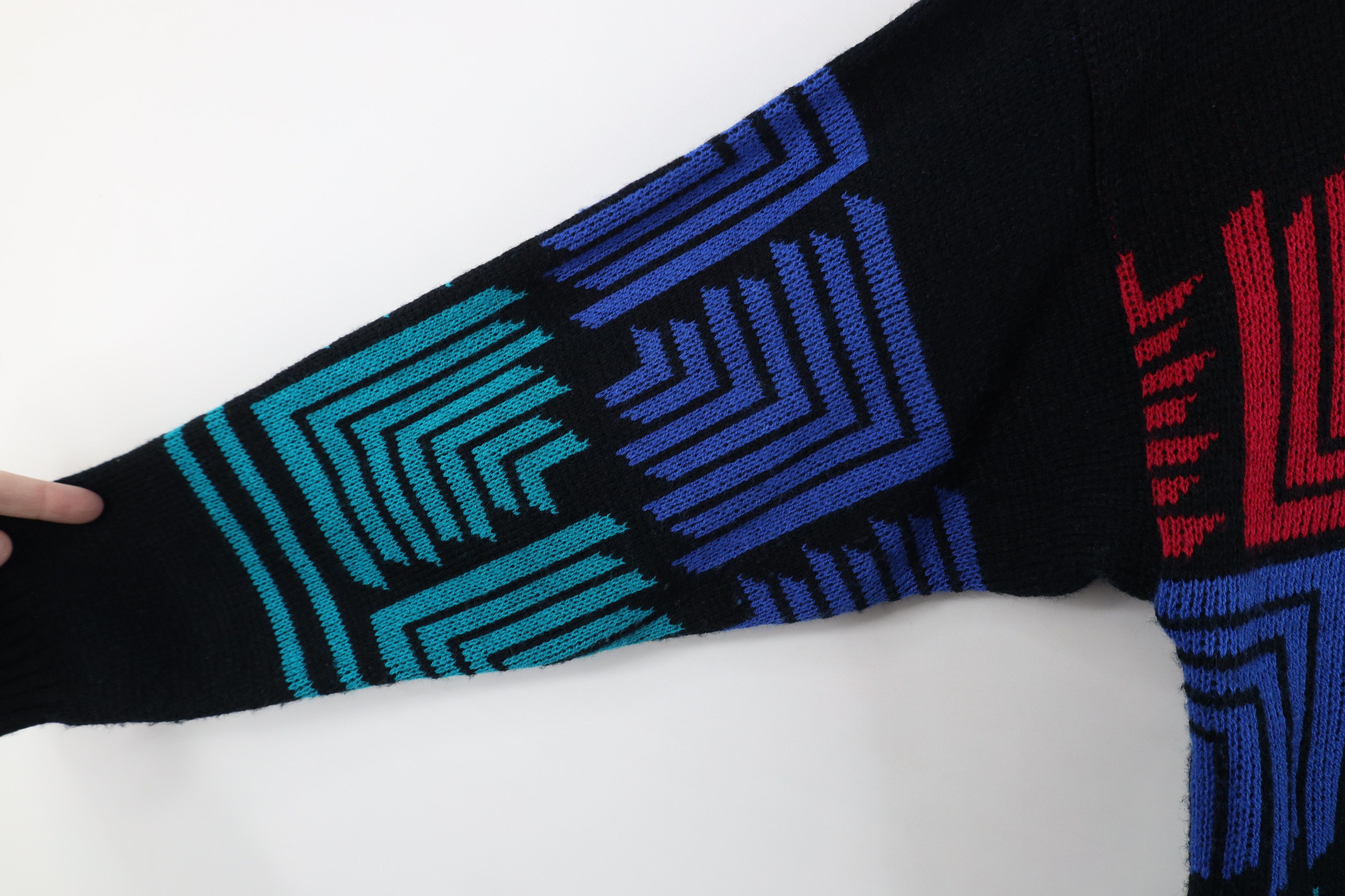 Vintage Vintage 80s 90s Streetwear Geometric Knit Crewneck Sweater Size L / US 10 / IT 46 - 6 Thumbnail