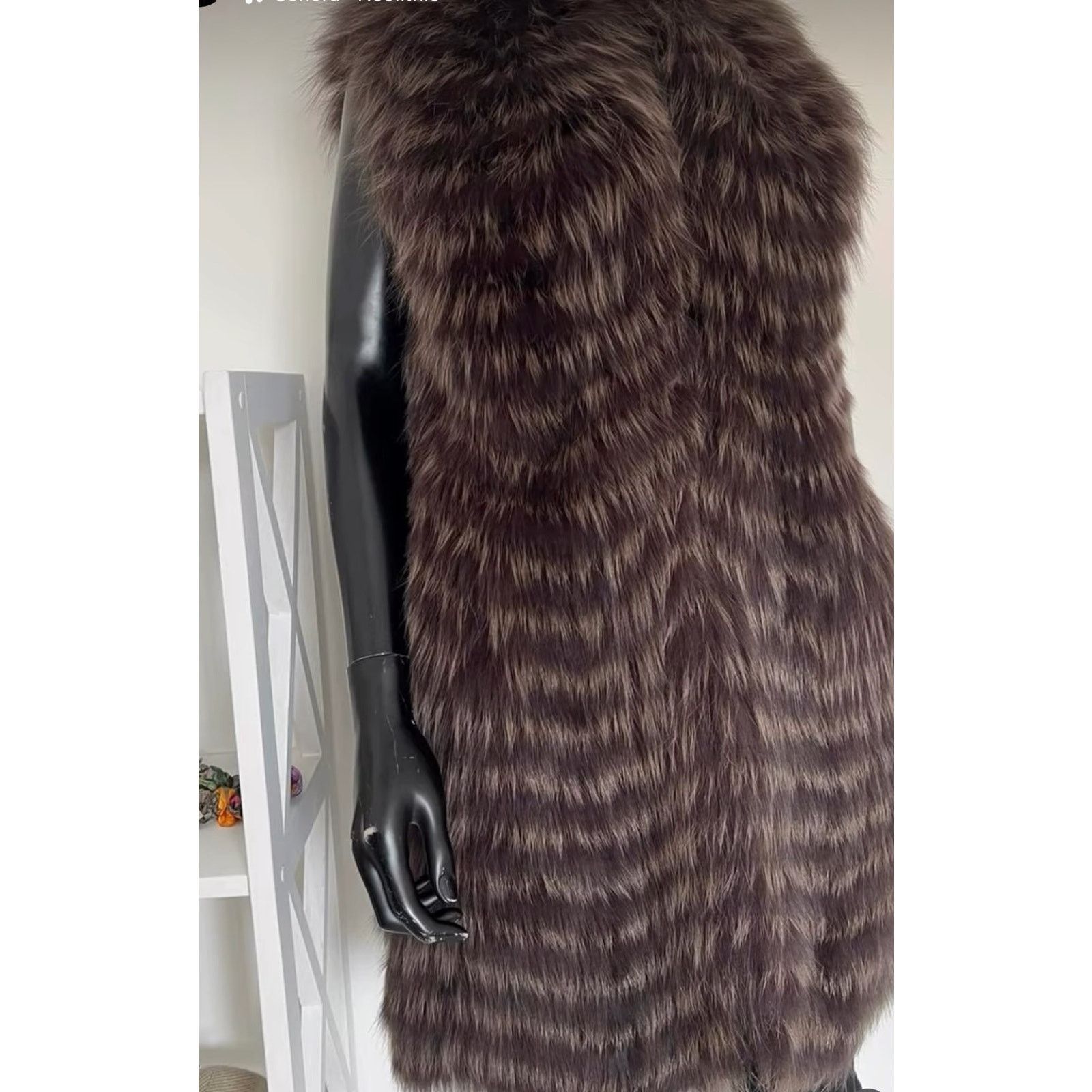 Dior Christian Dior Sleeveless Fox Fur Coat Size 38 - Excellent Size S / US 4 / IT 40 - 2 Thumbnail