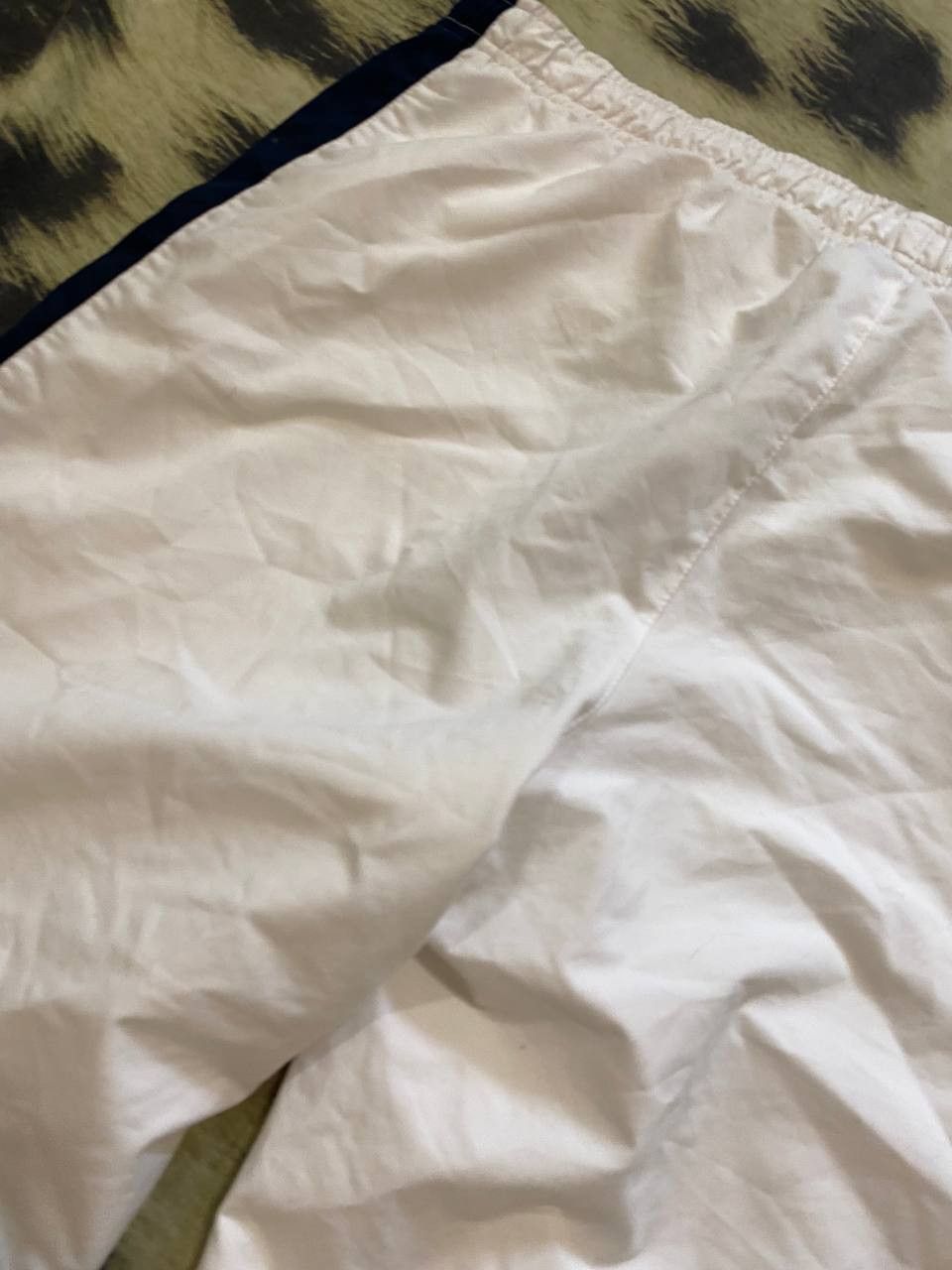 Nike Vintage white shorts big logo Nike Y2K sportwear Size US 34 / EU 50 - 15 Thumbnail