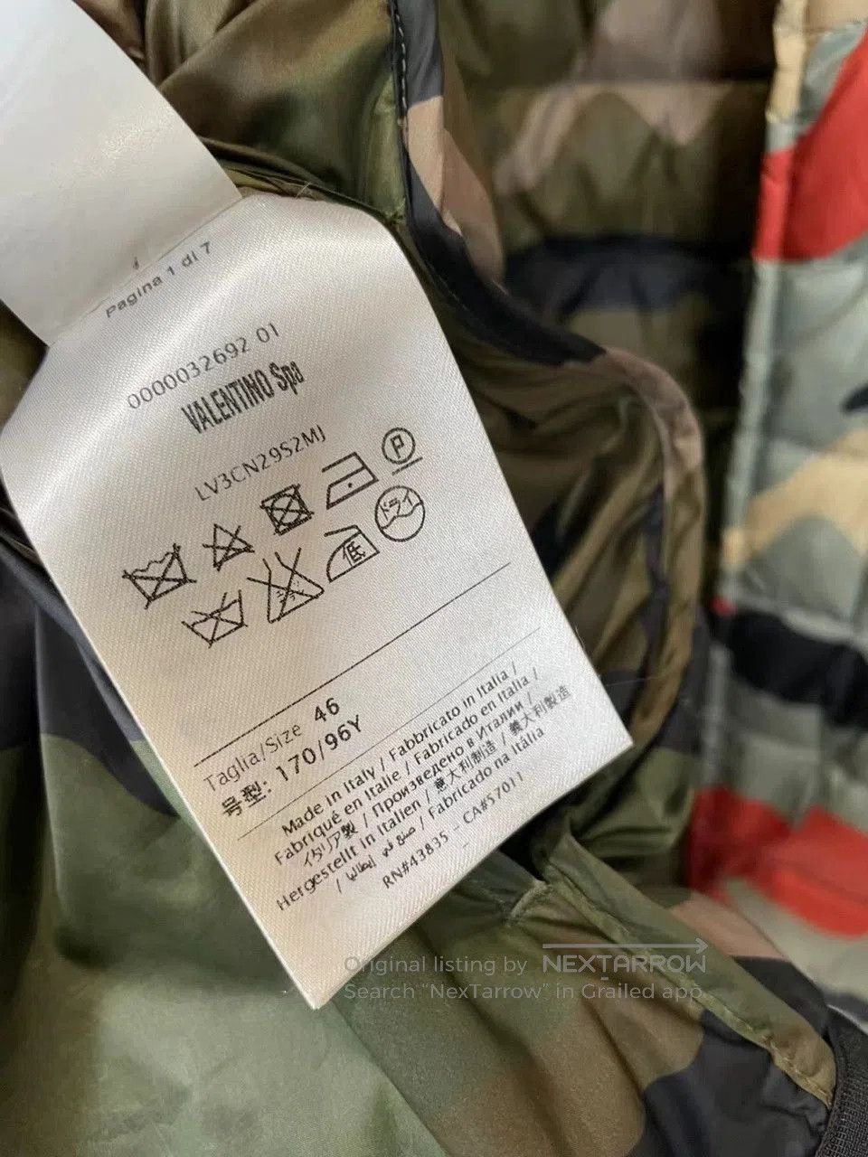 Valentino Valentino Camouflage Reversible Down Jacket. Size US S / EU 44-46 / 1 - 6 Thumbnail