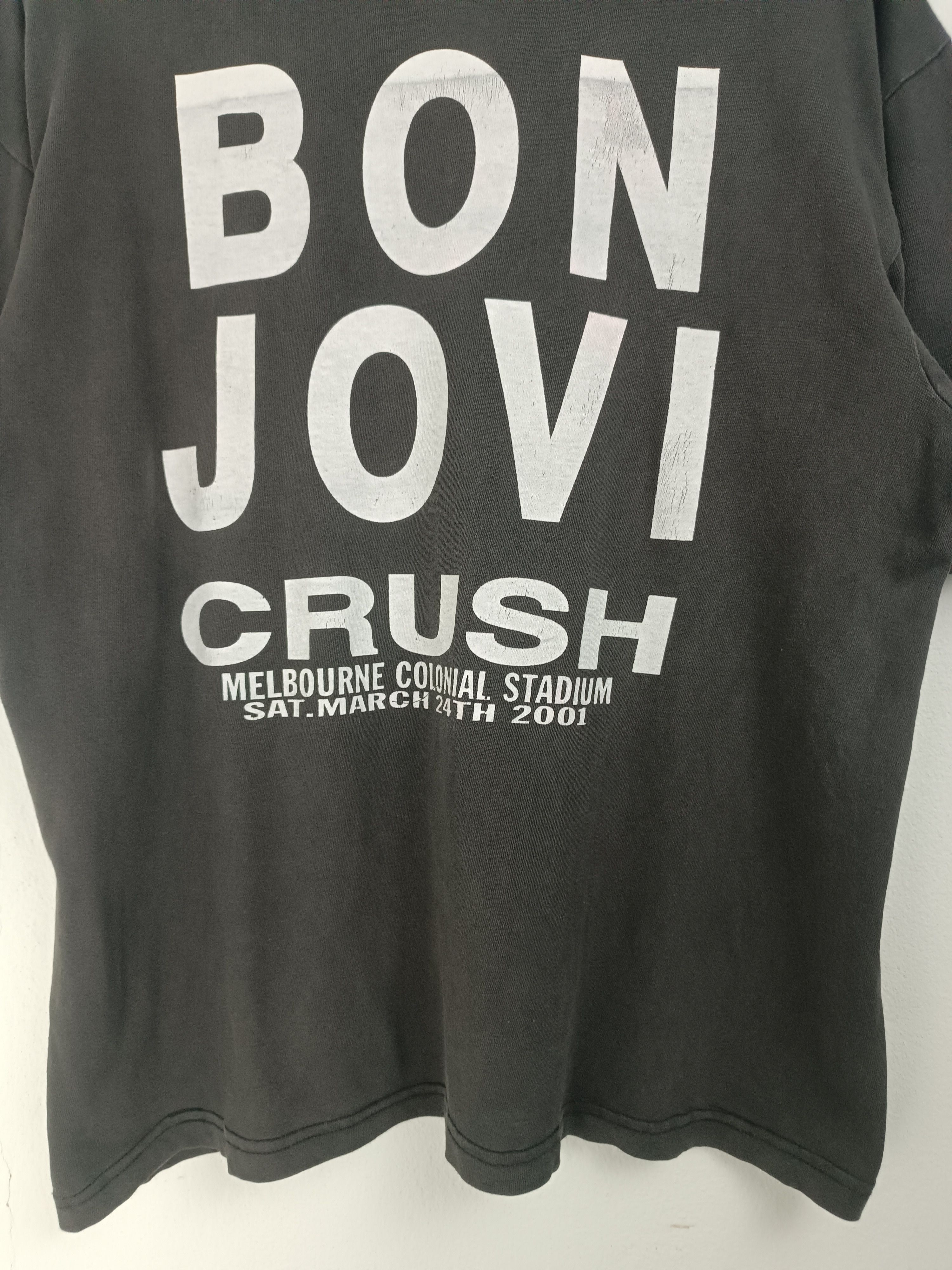 Band Tees VINTAGE 2001 BON JOVI CRUSH LIVE FADED BOXY TEE VERY RARE Size US L / EU 52-54 / 3 - 12 Thumbnail