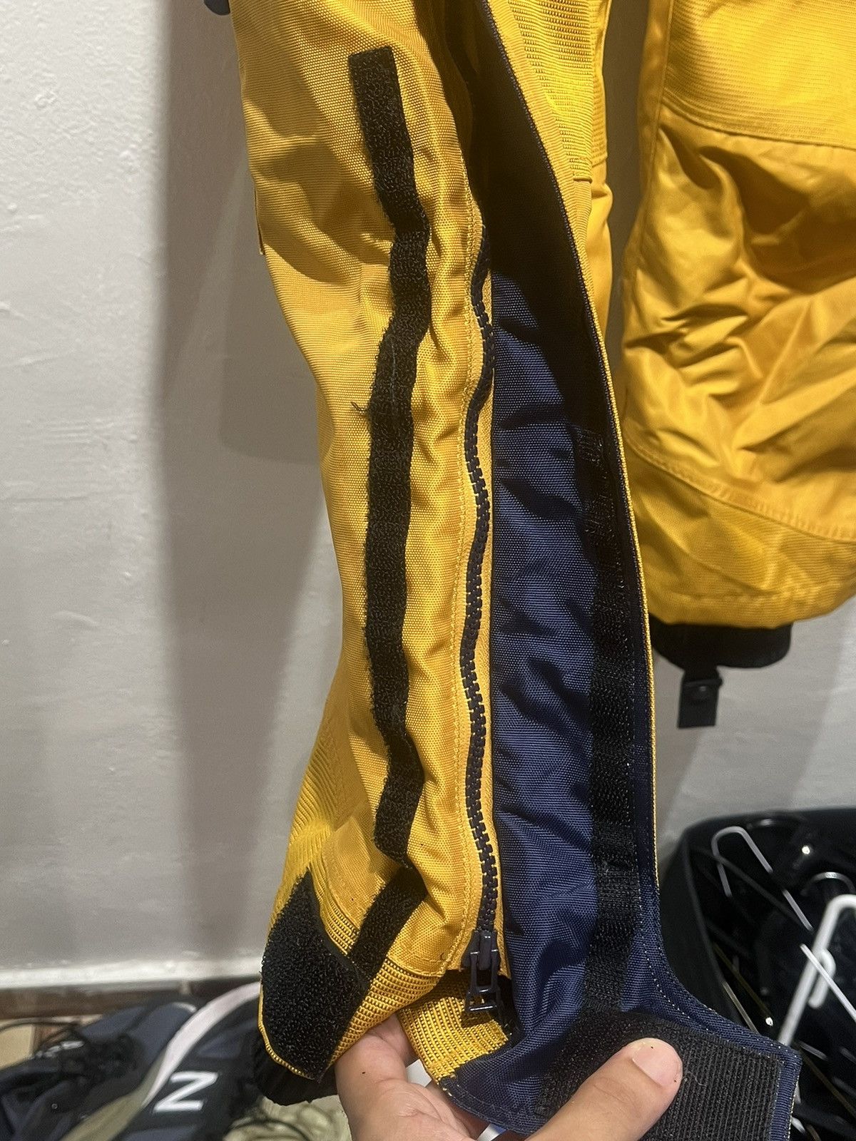Nike ACG Vintage Nike ACG Ski Swoosh pants Size US 32 / EU 48 - 11 Thumbnail