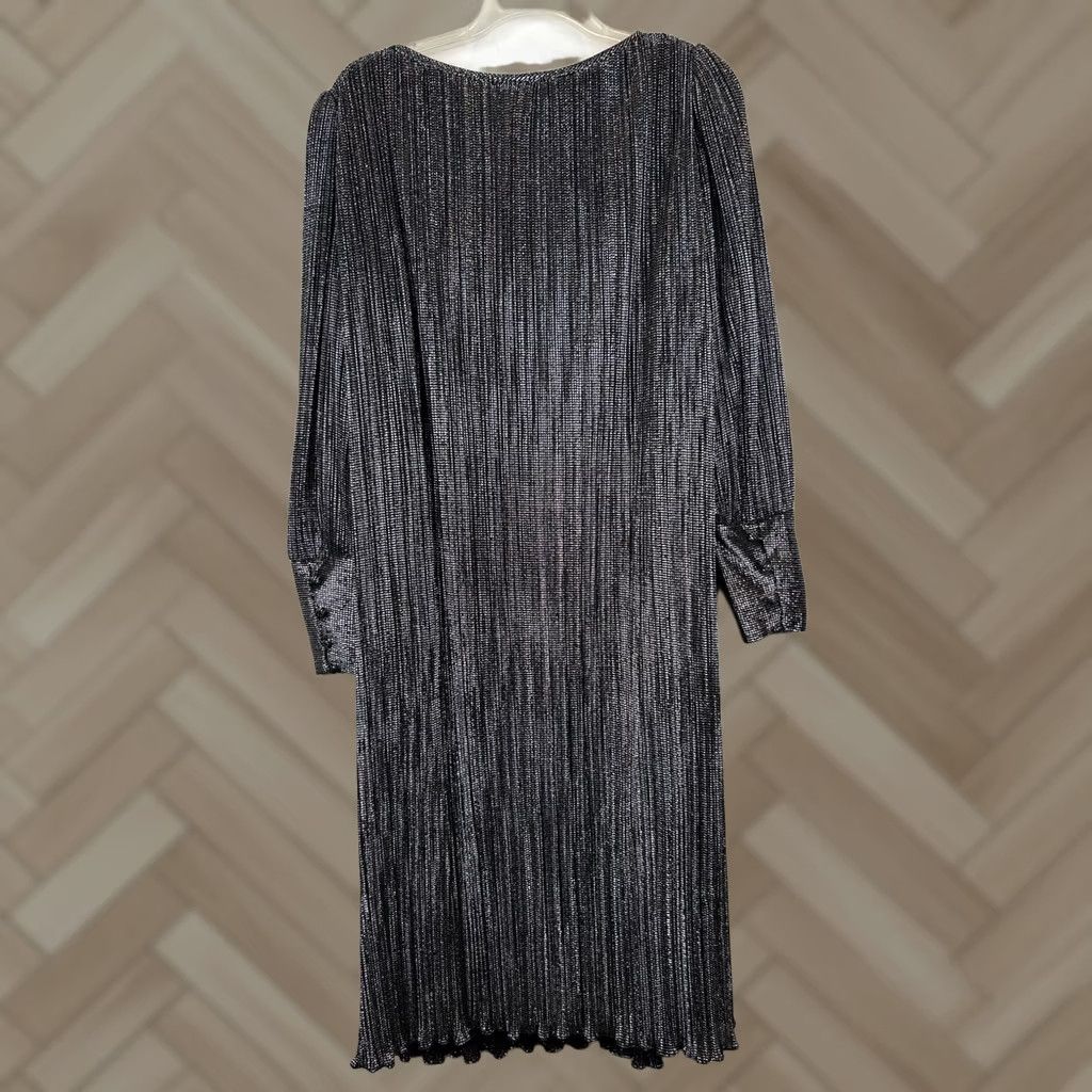 Vintage VINTAGE Virgo II Midi Dress Women 12 Shift Silver Metallic Solid Long Sleeve Party Cocktail Dress Womens Choice Size XL / US 12-14 / IT 48-50 - 1 Thumbnail