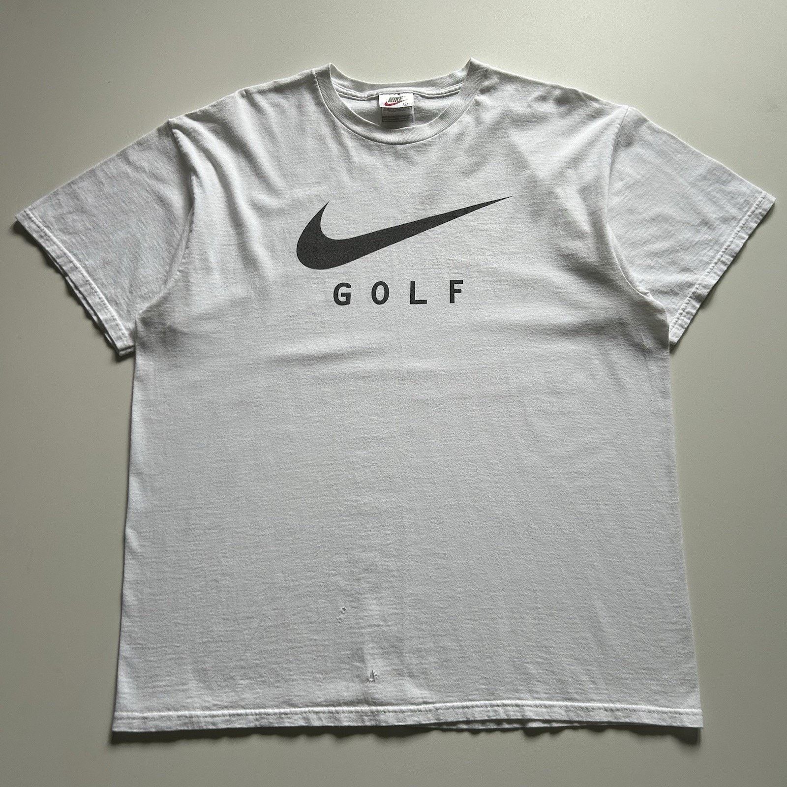 Nike Vintage Nike Golf T-Shirt Large 90s Swoosh White Distressed Size US L / EU 52-54 / 3 - 1 Thumbnail
