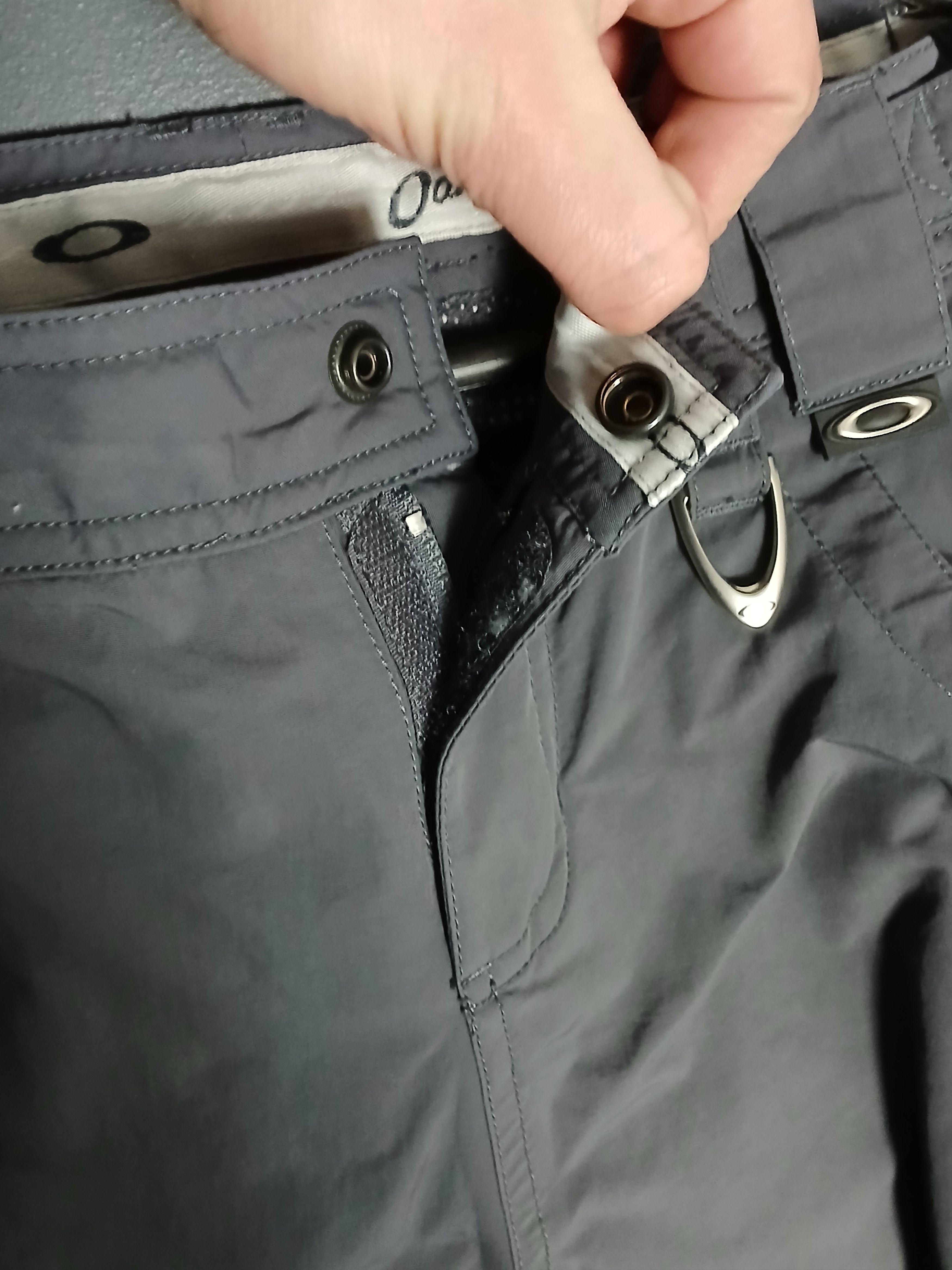Oakley Oakley Ski Pants Size US 30 / EU 46 - 7 Thumbnail