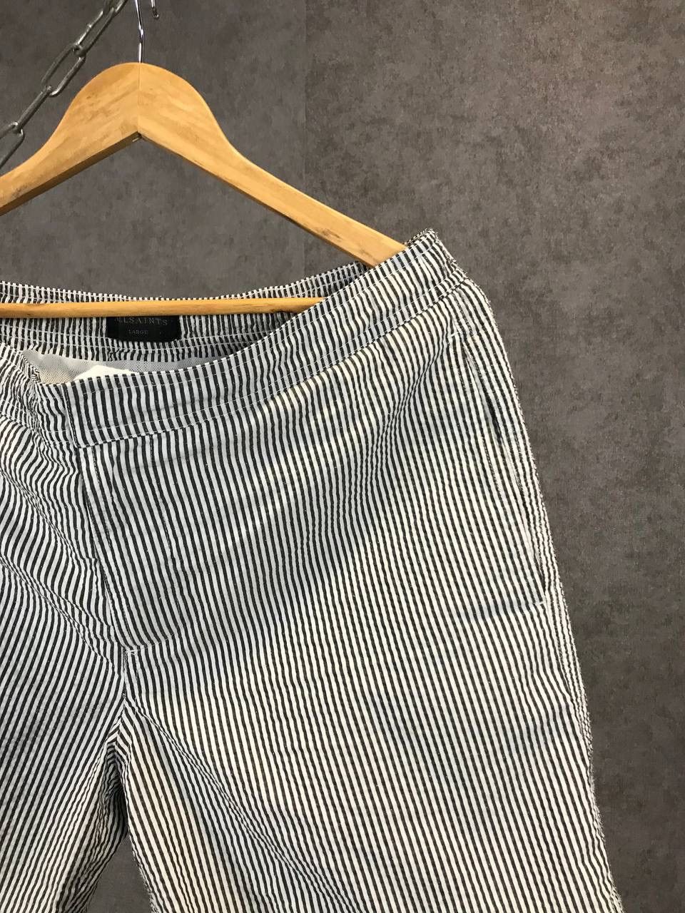 Allsaints Allsaints striped shorts Size US 34 / EU 50 - 2 Thumbnail