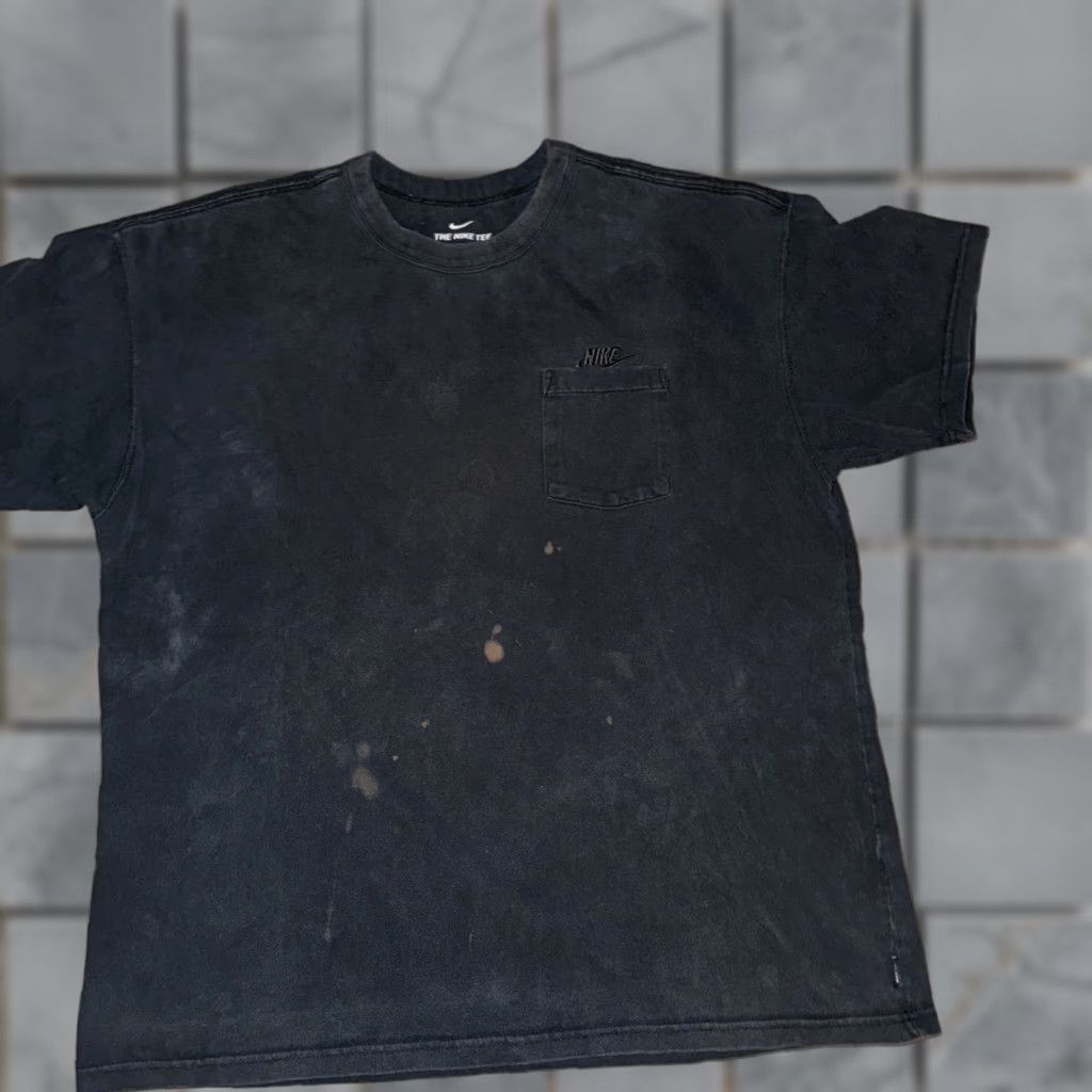 Nike Nike Pocket T-Shirt Mens L Black 19x27 Pockets Shirt Size US L / EU 52-54 / 3 - 1 Thumbnail