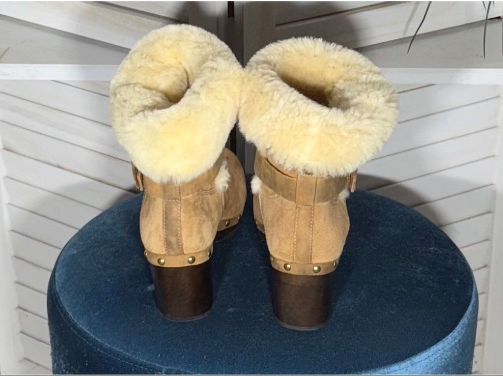 Ugg UGG brown suede leather shearling cuff clog ankle boots 7 Size US 7 / IT 37 - 3 Thumbnail