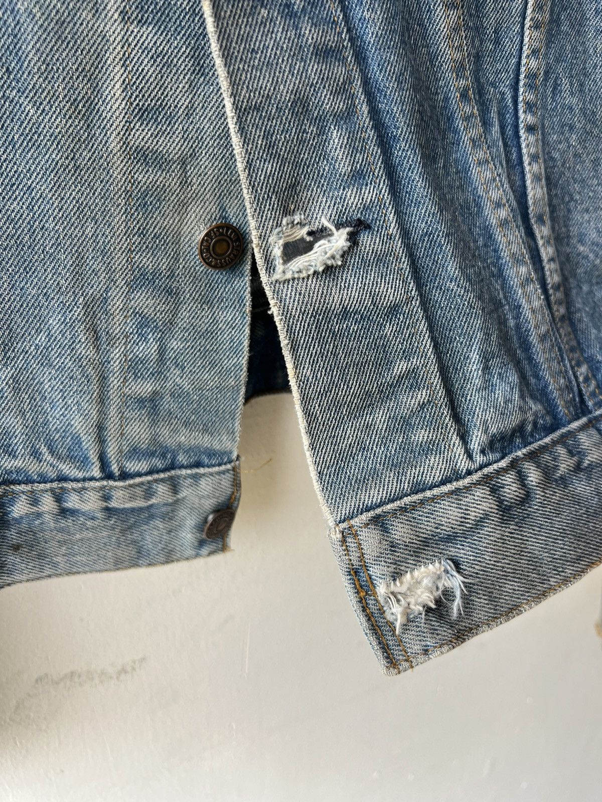 Levi's Trashed VTG 70s Levi’s Type 3 Distress Denim Trucker Jacket Size US L / EU 52-54 / 3 - 3 Thumbnail