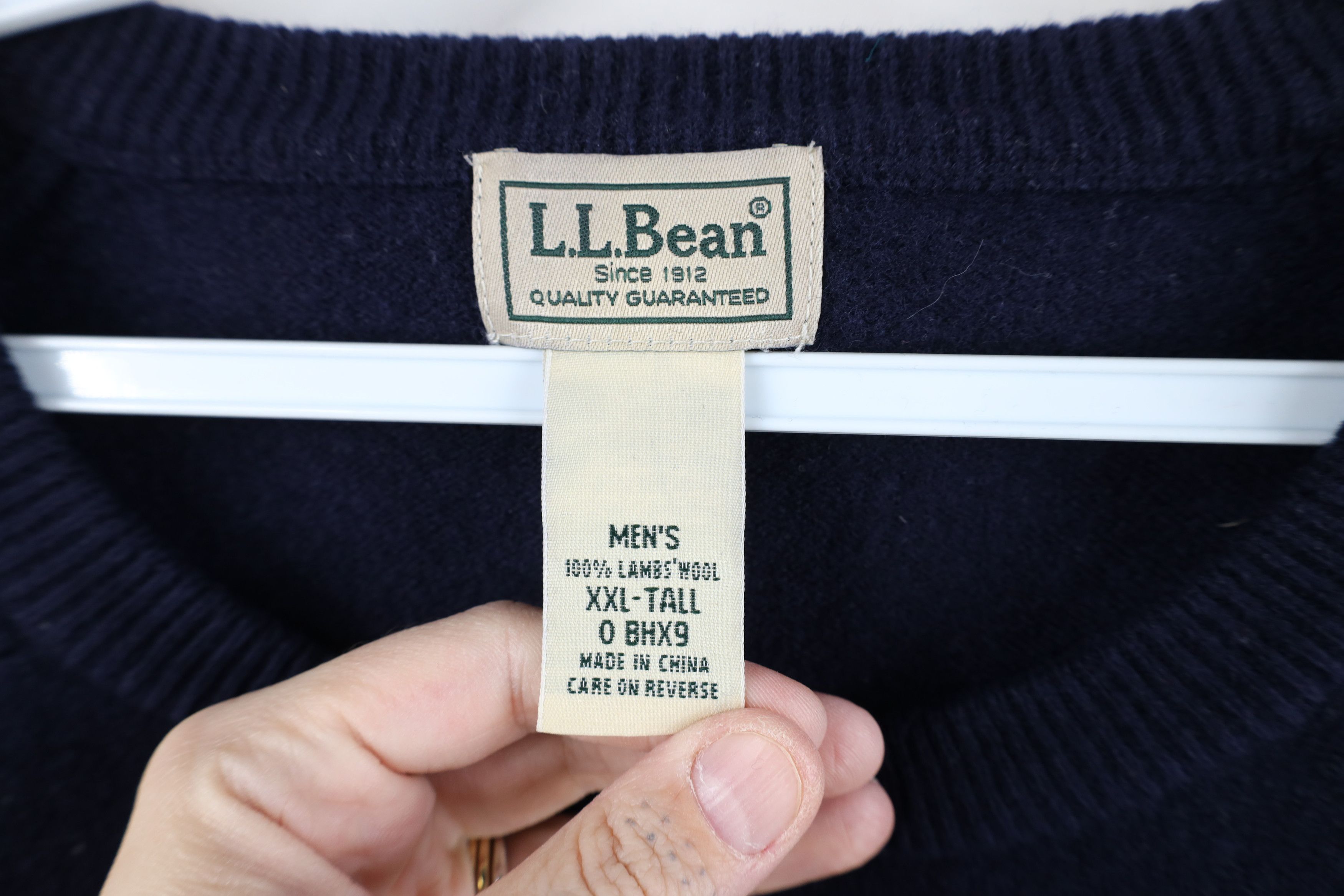 L.L. Bean Vintage 90s LL Bean Knit Crewneck Sweater Navy Blue Size US XXL / EU 58 / 5 - 4 Thumbnail